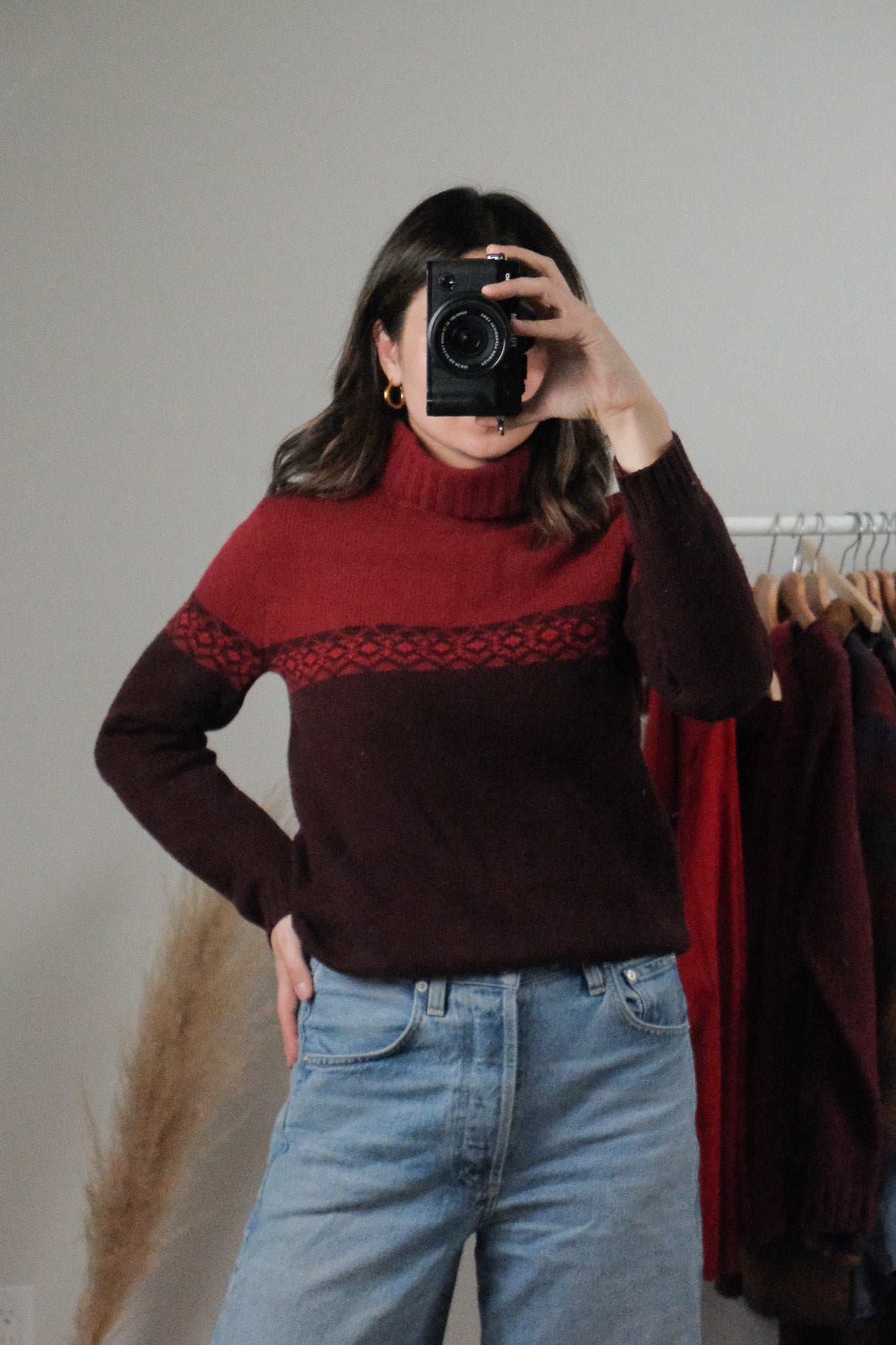 Vintage x 100% Wool Patterned Turtleneck (XS)