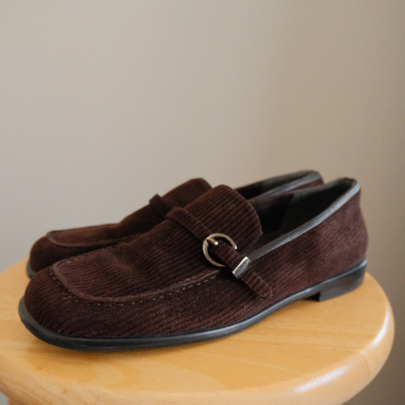 Made in Spain x Stuart Weitzman x Corduroy Loafer (6)
