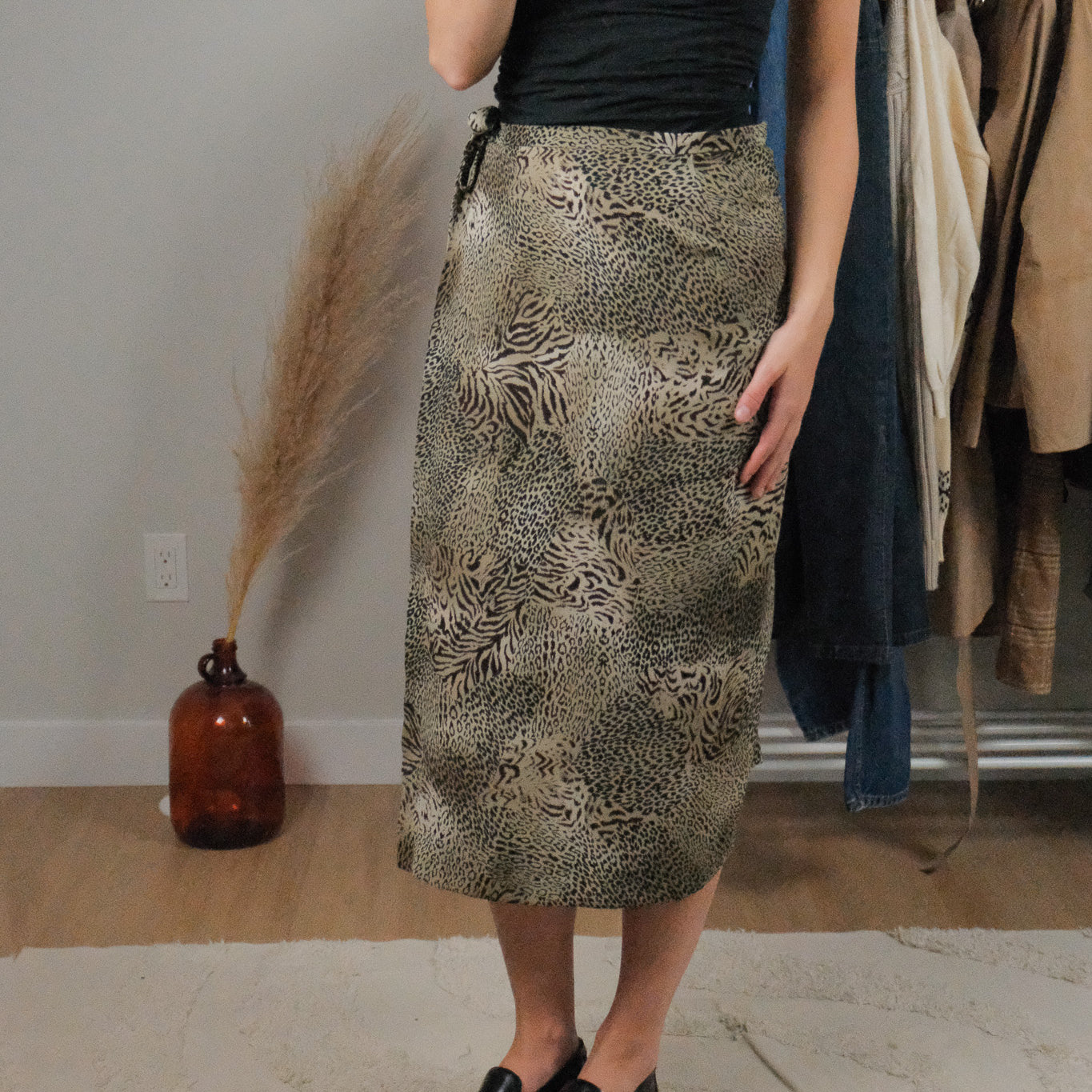 Vintage x Wrap Style Animal Print Midi Skirt (10/12)