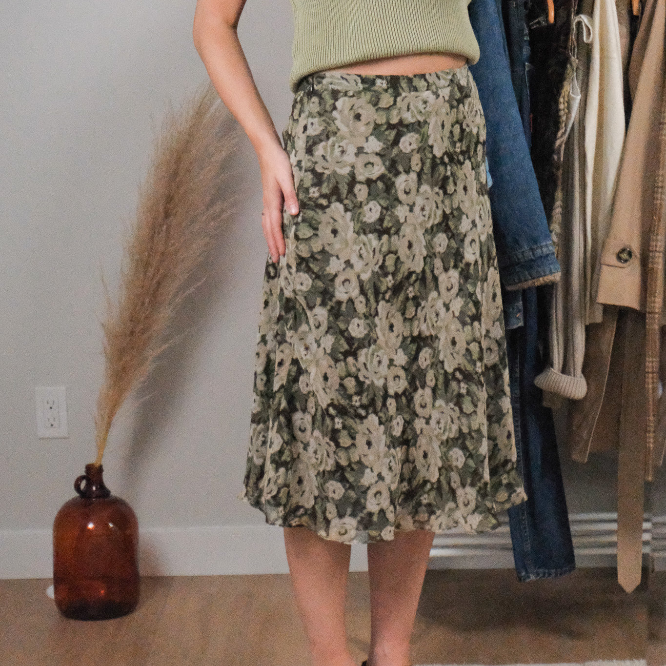 Vintage x Silk Patterned Midi Skirt (4)
