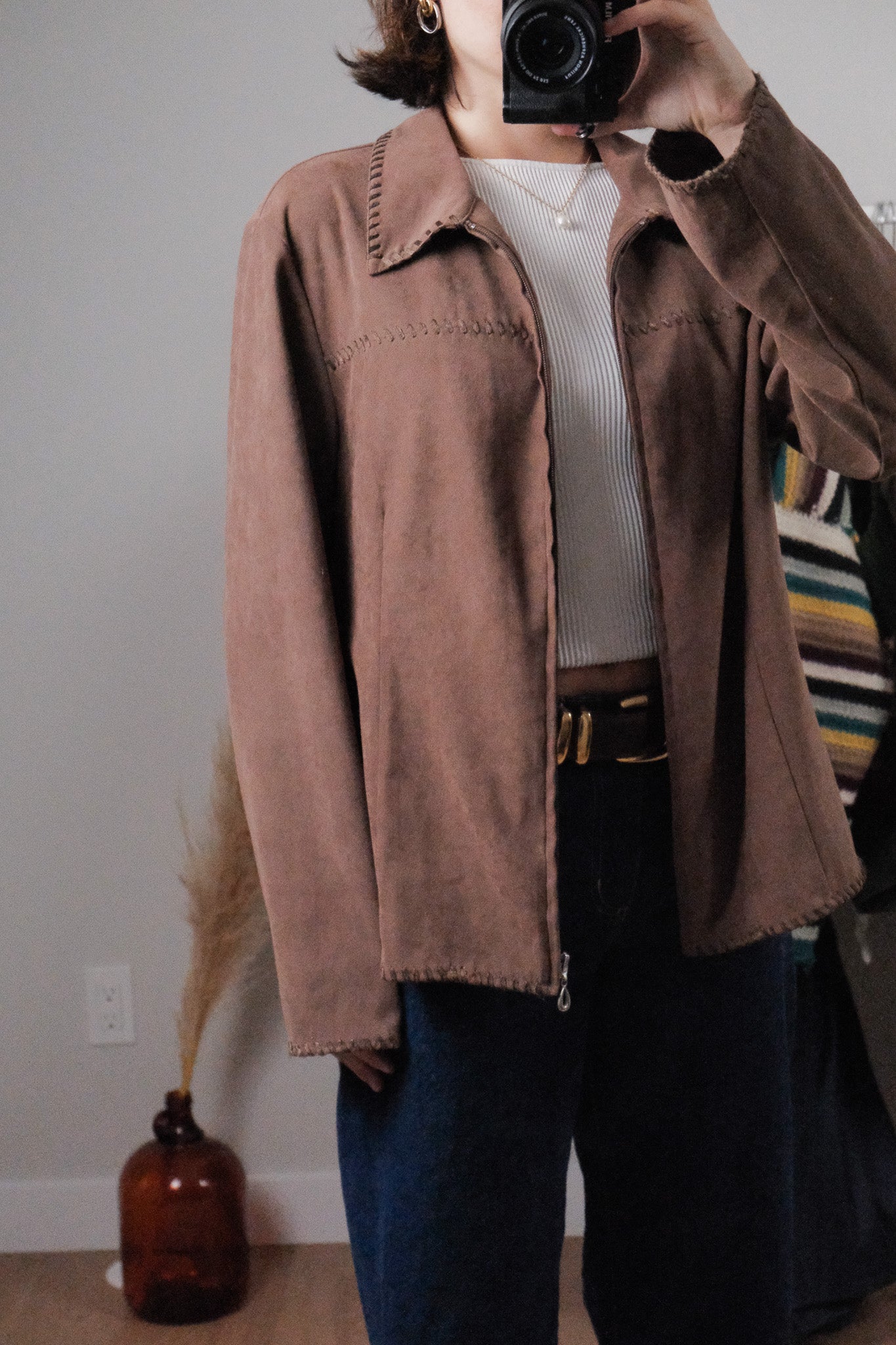 Vintage x Faux Suede With Stitching Trim (L)