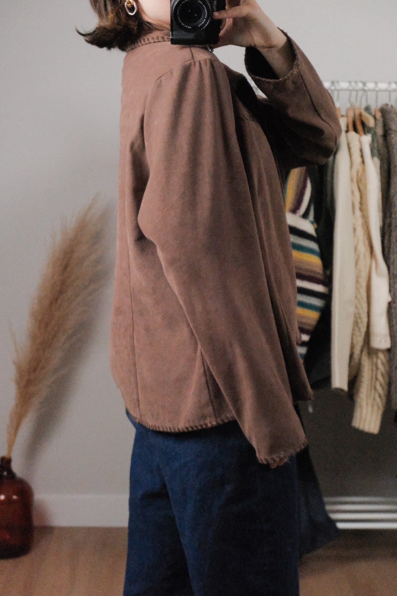 Vintage x Faux Suede With Stitching Trim (L)