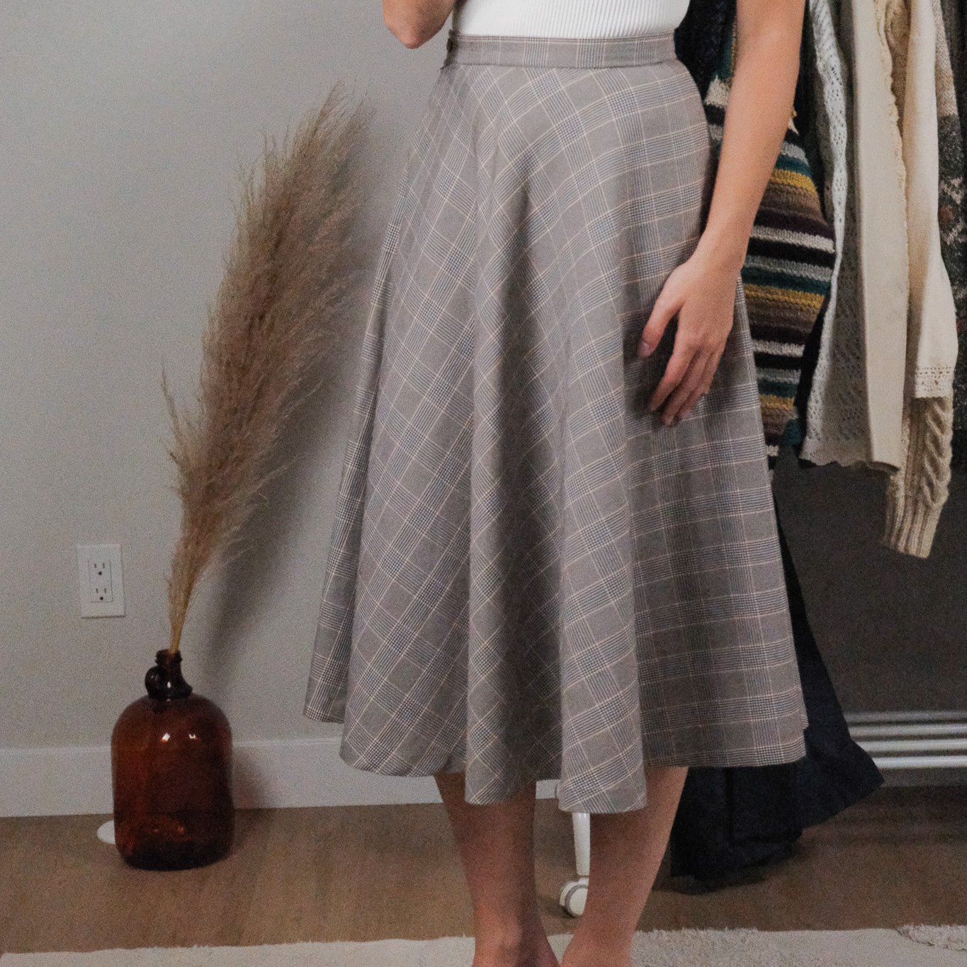 Made in Canada x Vintage x Plaid Midi Skirt (4/6)
