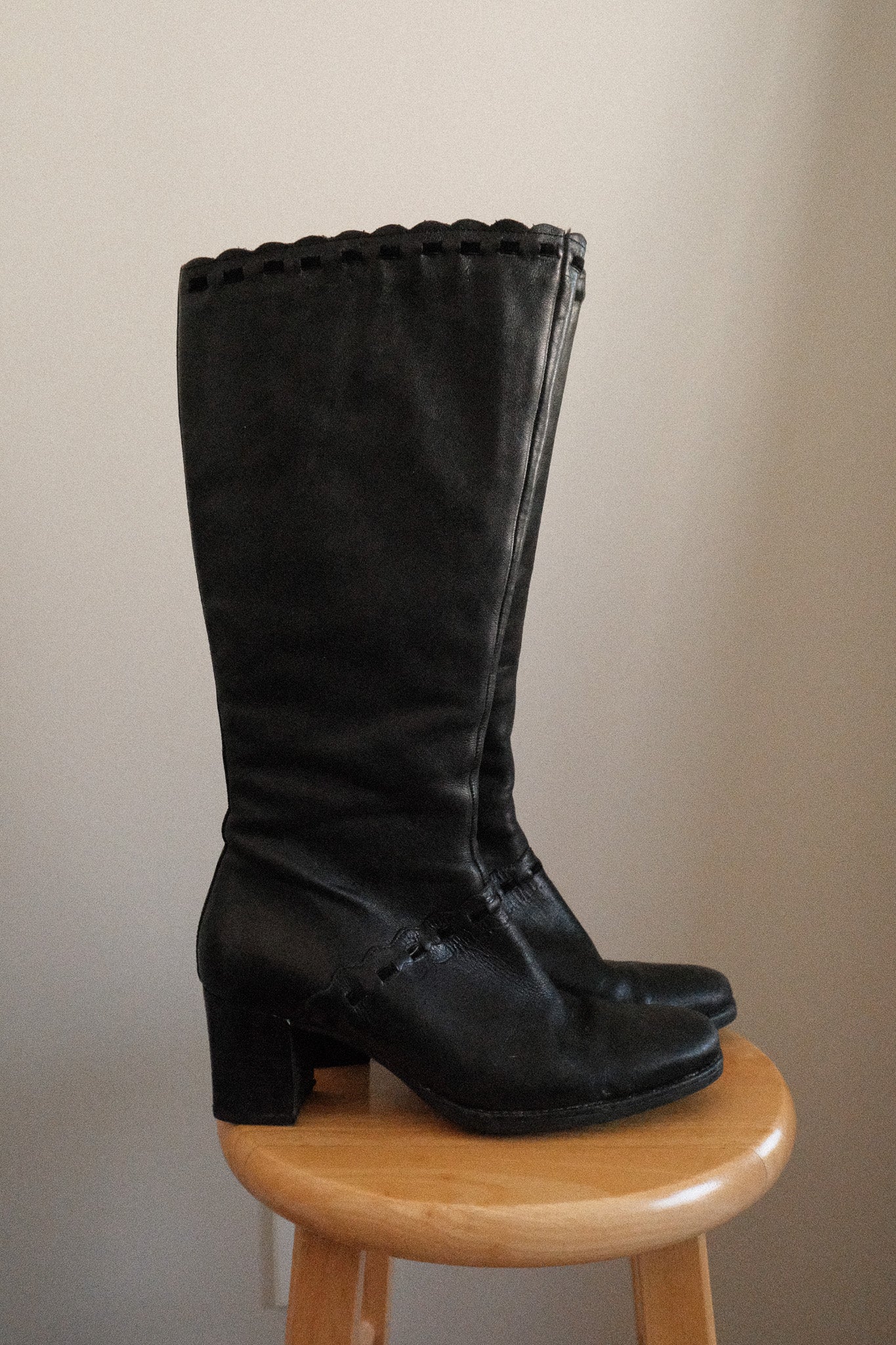 Vintage x Leather Boots (7.5)