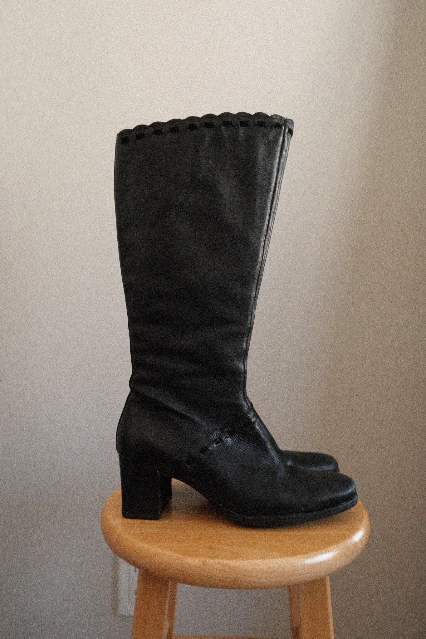 Vintage x Leather Boots (7.5)