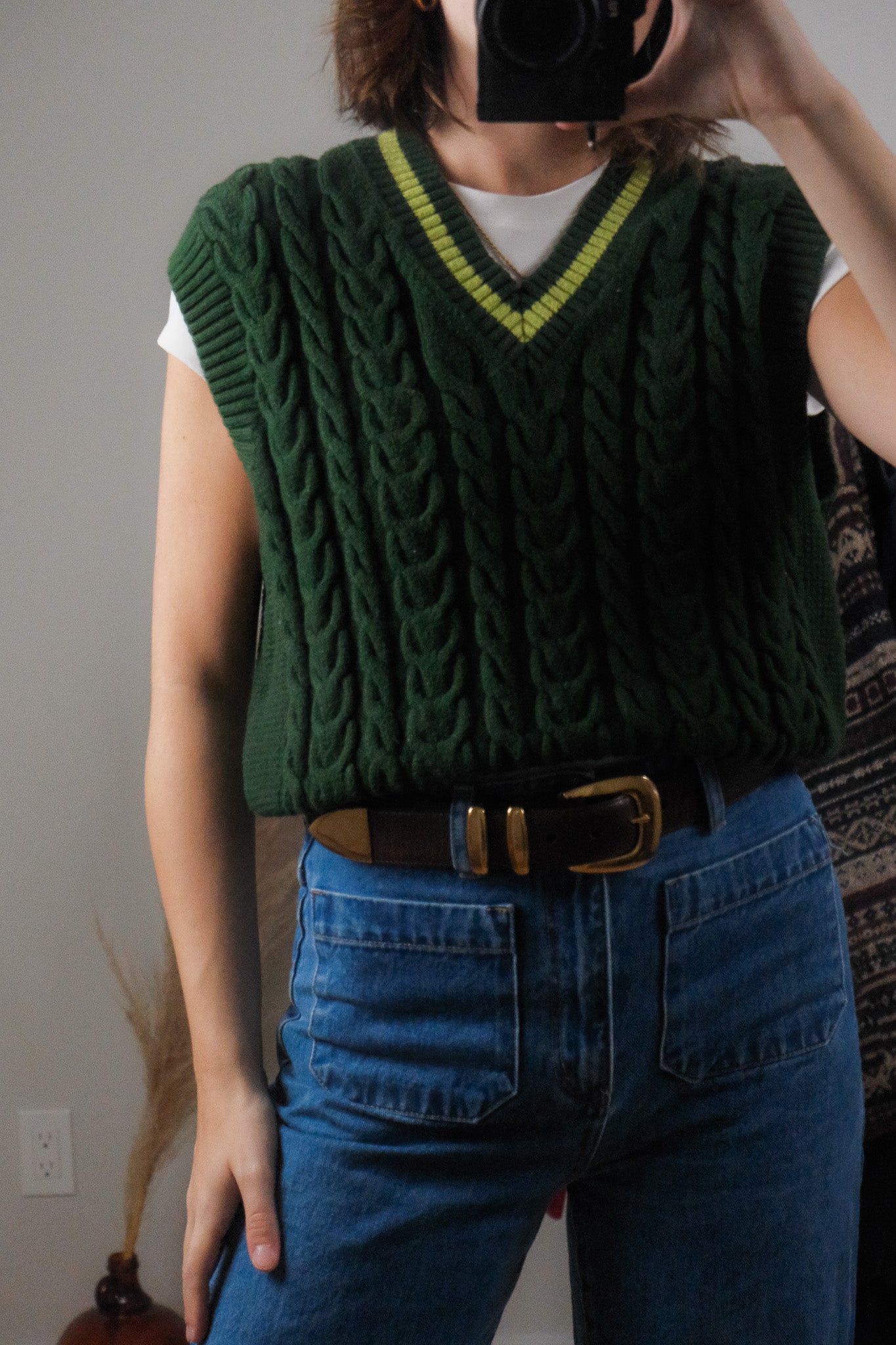 Modern x Aritzia Sweater Vest (S)