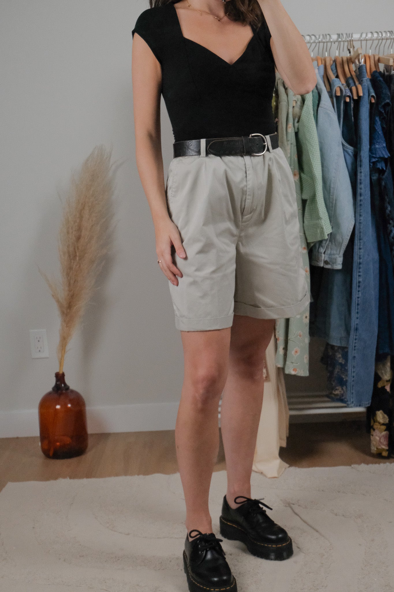 Vintage x Cotton Cuff Pleated Shorts (8)