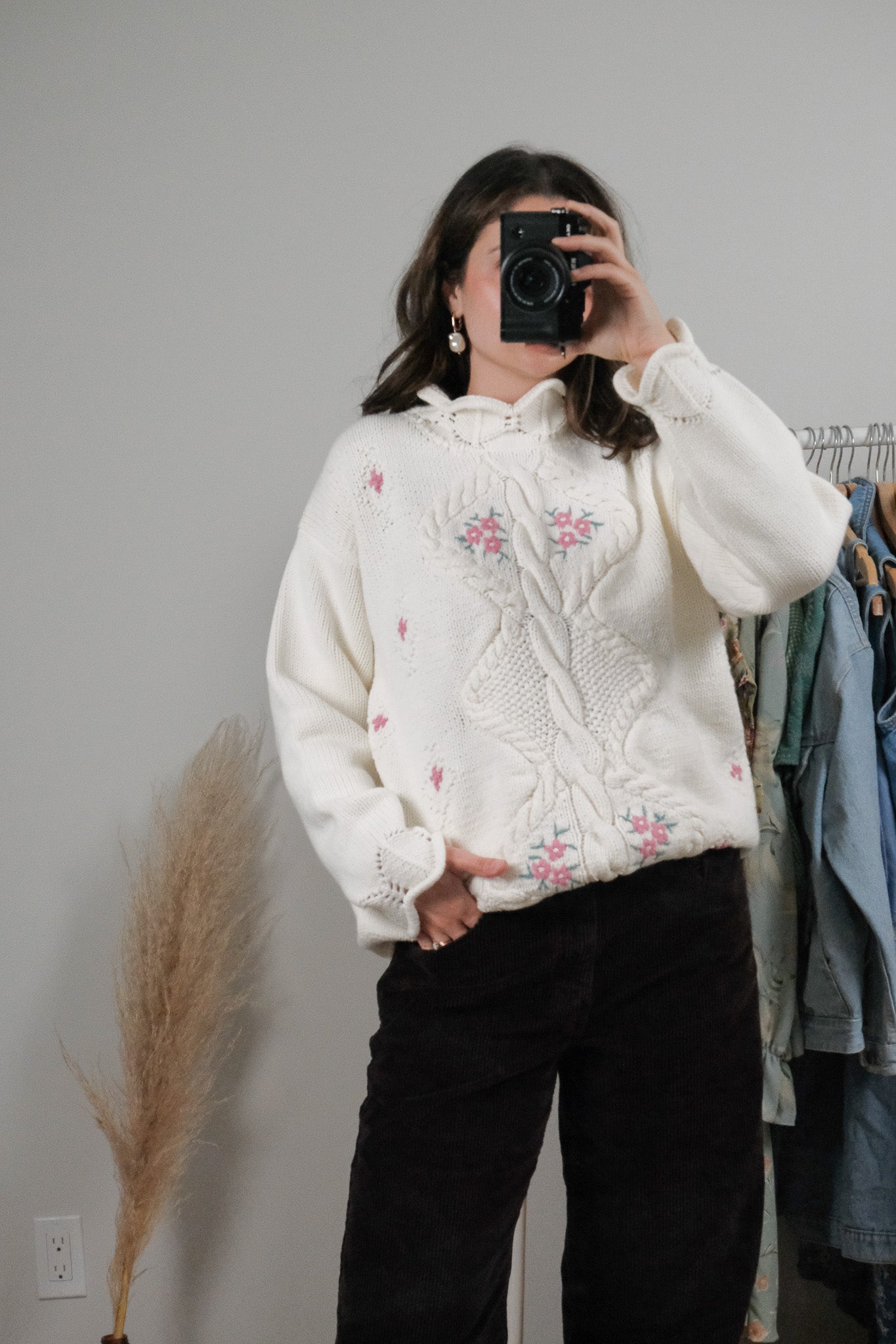 Vintage x Hand Knit Floral Chunky Knit Sweater (S/M)