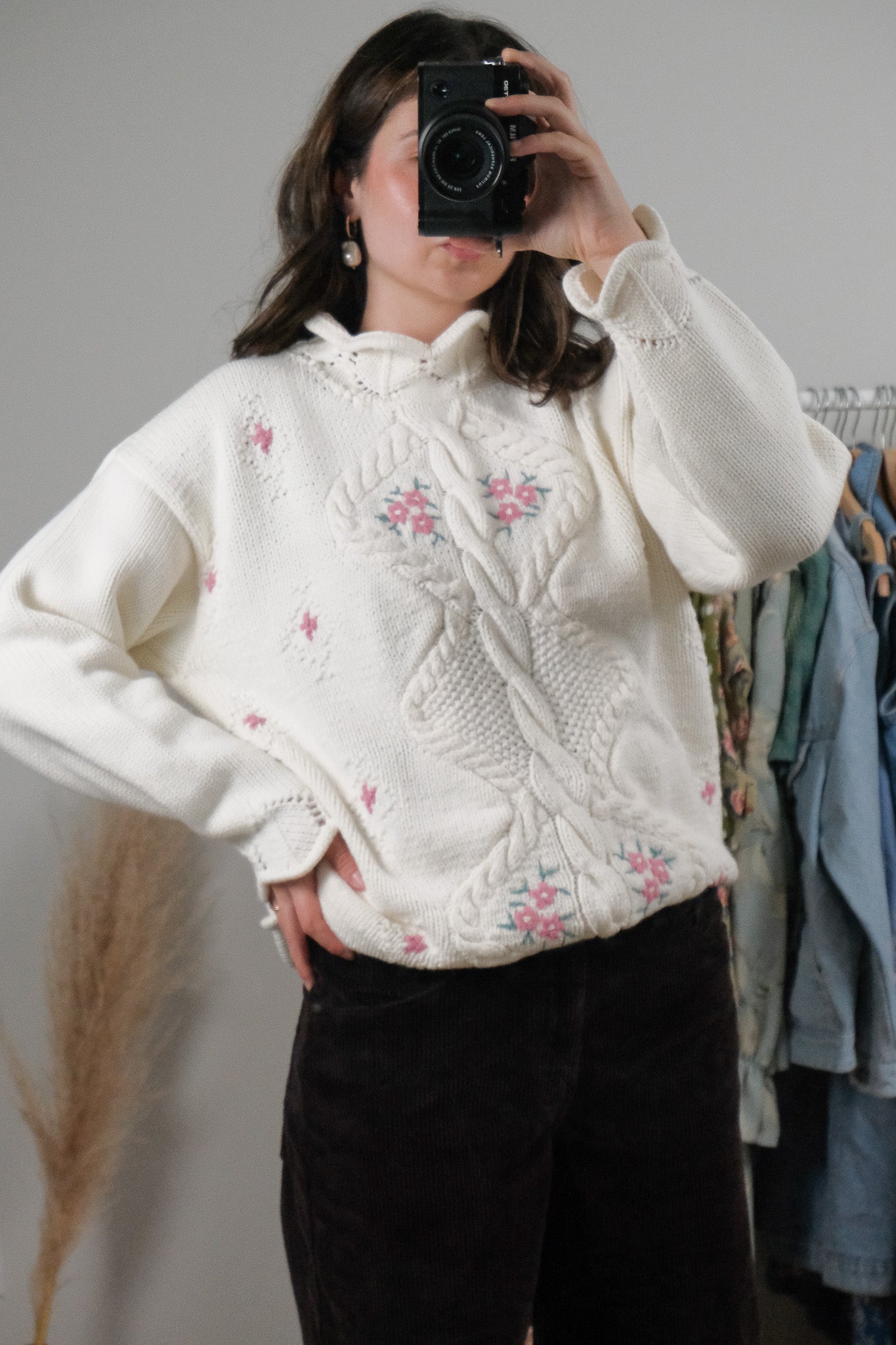 Vintage x Hand Knit Floral Chunky Knit Sweater (S/M)