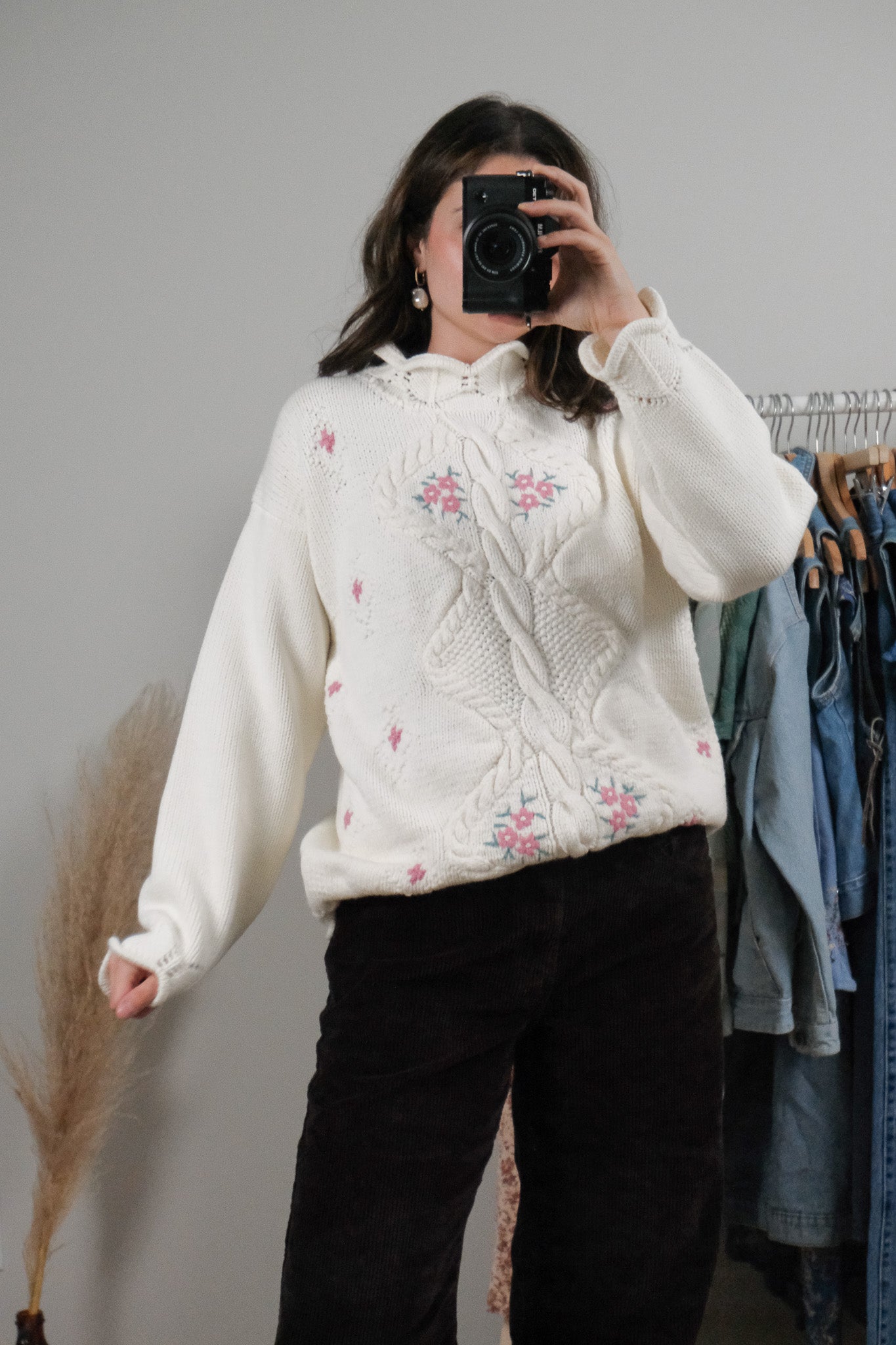 Vintage x Hand Knit Floral Chunky Knit Sweater (S/M)