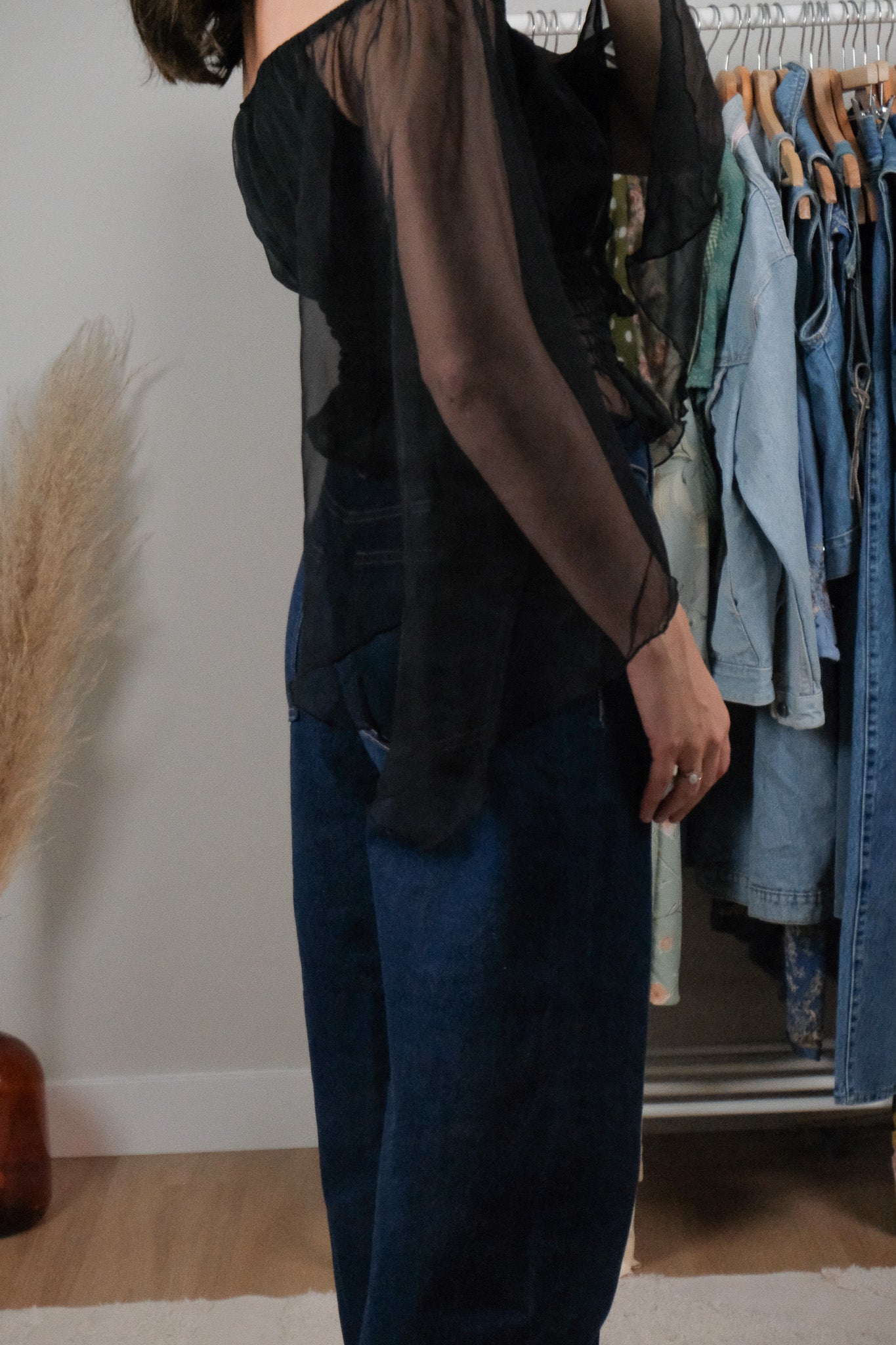 Made in USA x Vintage x Sheer Cropped Blouse (S)