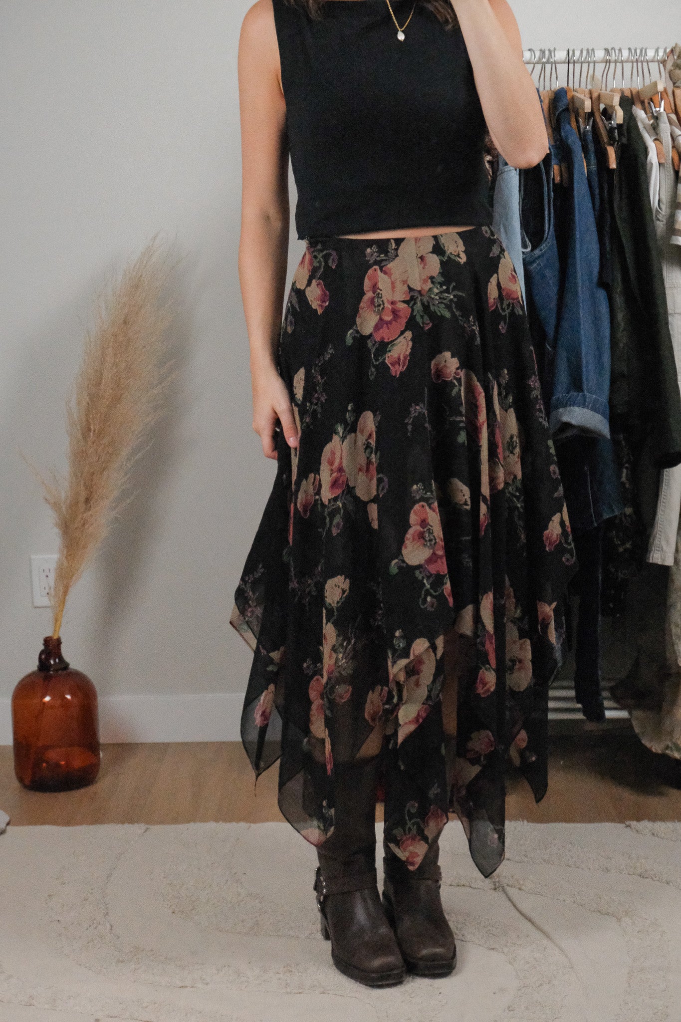 Made in Korea x Vintage x Ralph Lauren Silk Midi Skirt (XS)