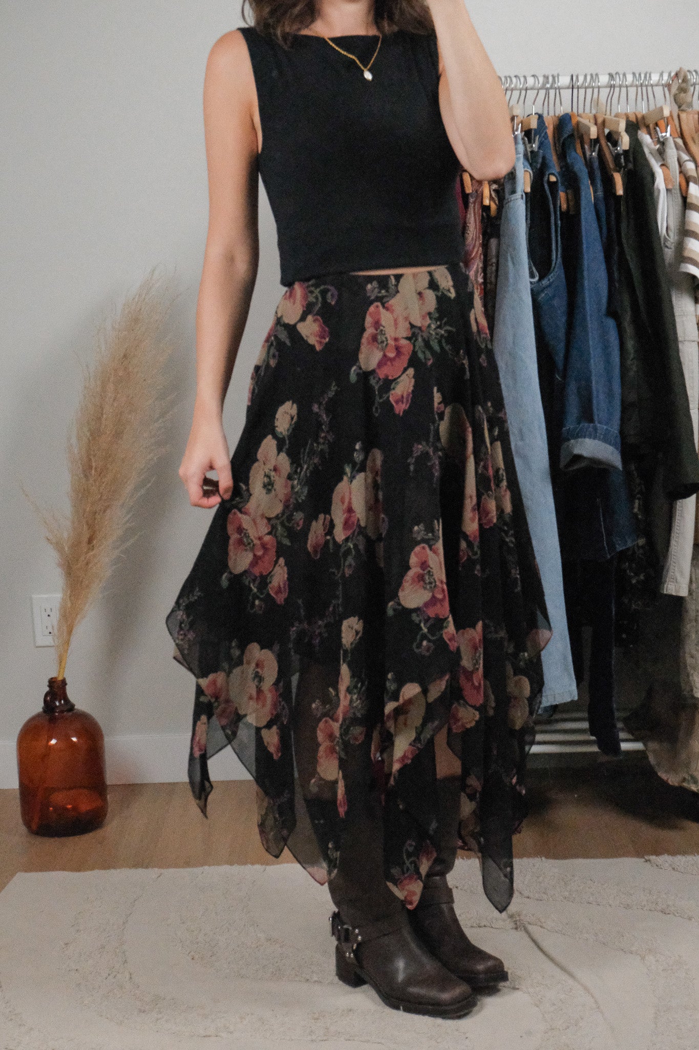 Made in Korea x Vintage x Ralph Lauren Silk Midi Skirt (XS)