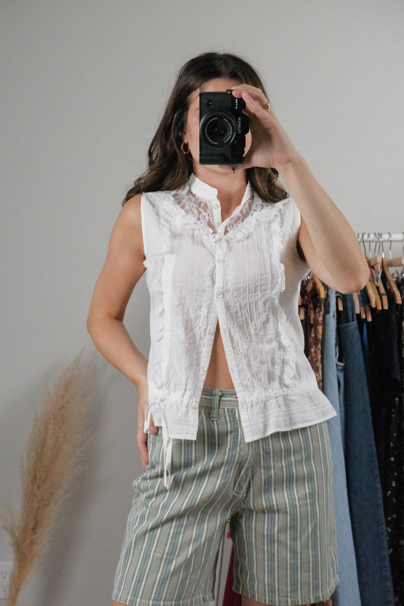 Vintage x Lace Blouse (S/M)