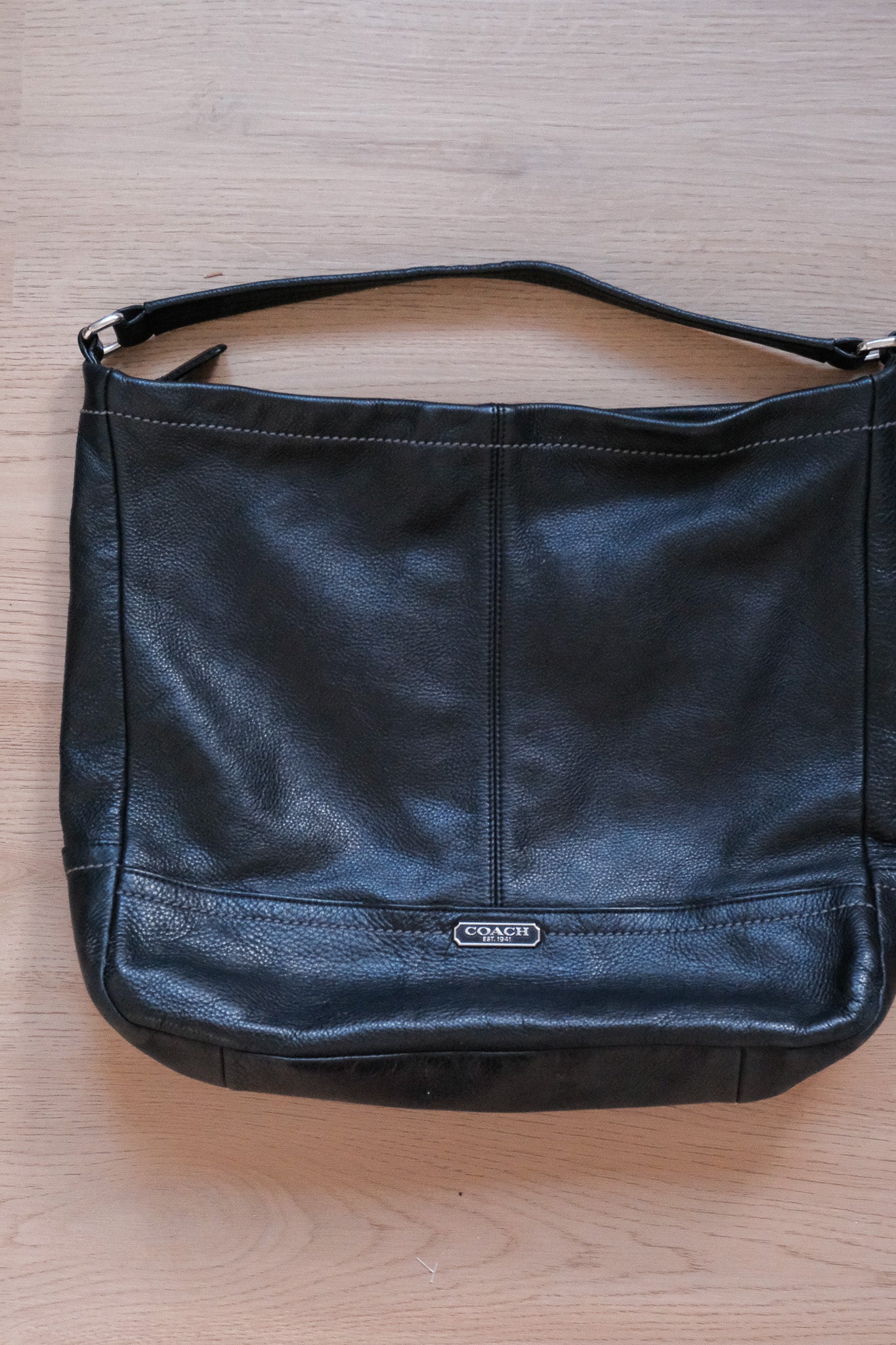 Vintage x Leather Coach Purse