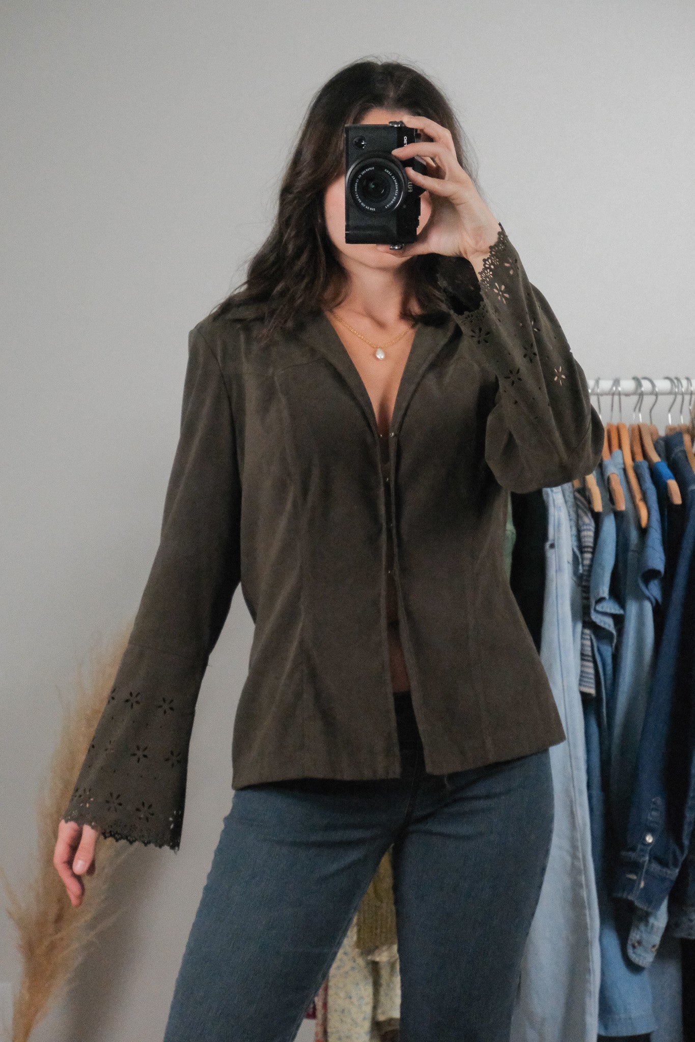 Made in USA x Vintage x Faux Suede Clasp Top (10)