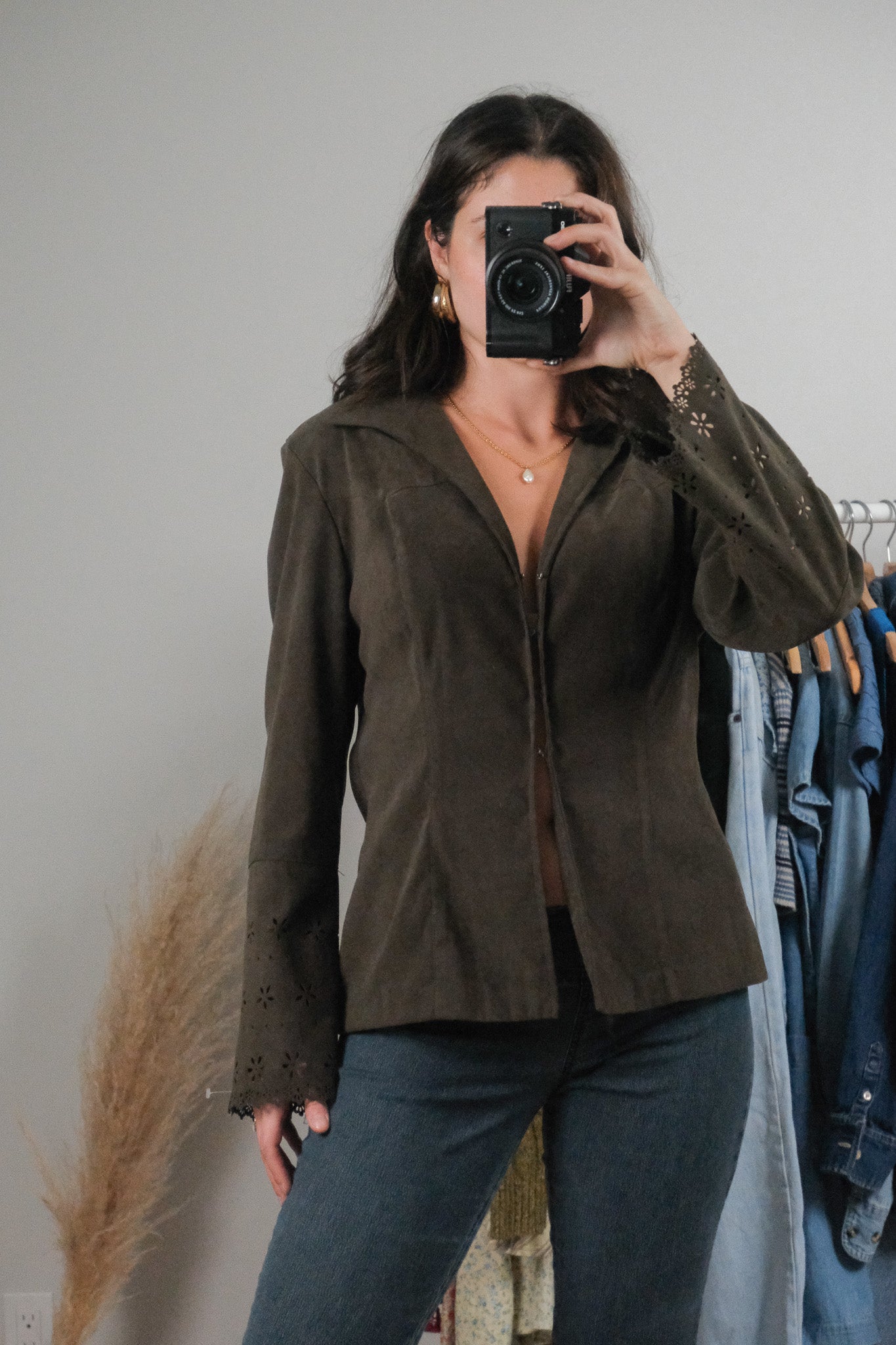 Made in USA x Vintage x Faux Suede Clasp Top (10)