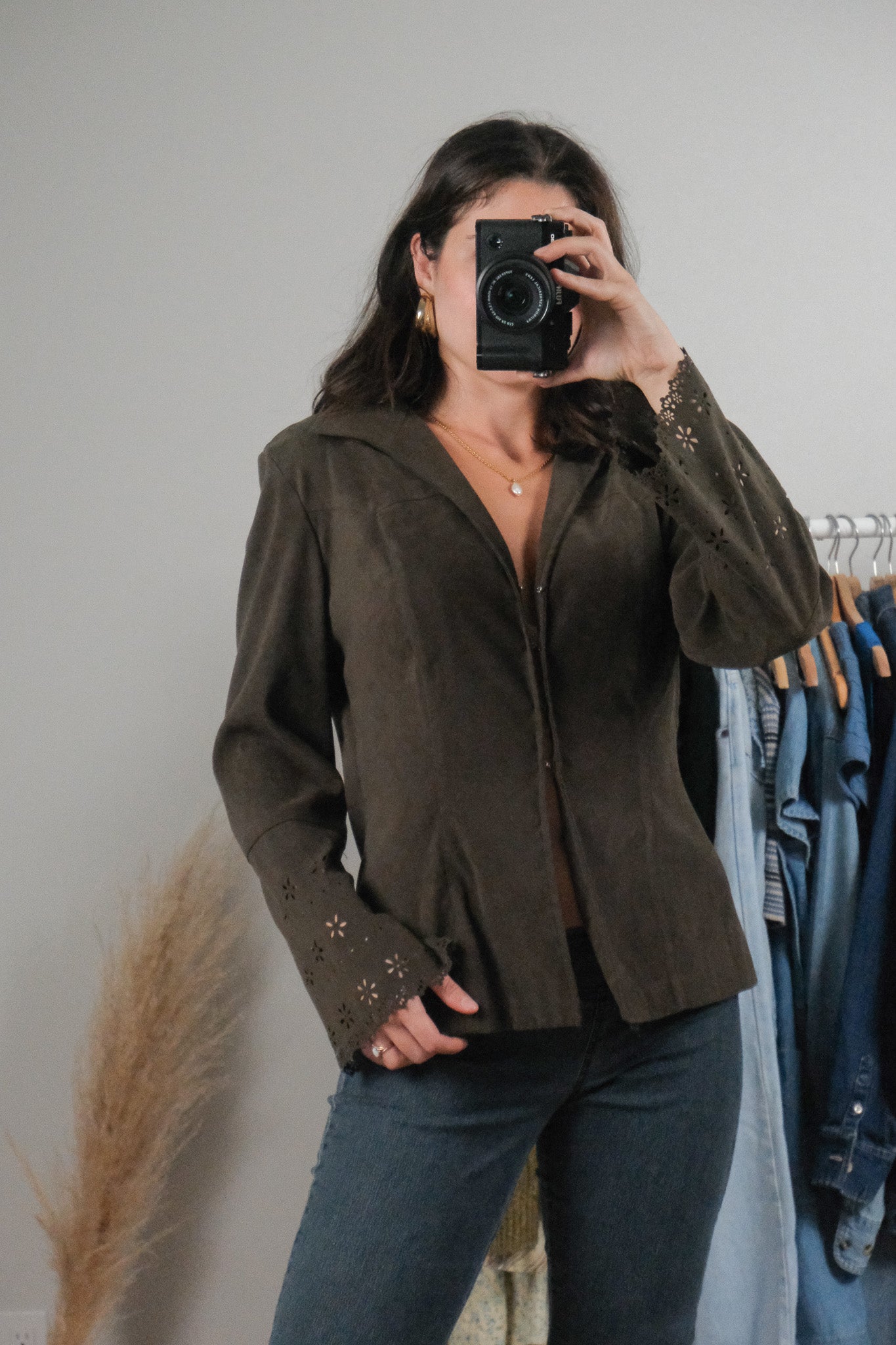 Made in USA x Vintage x Faux Suede Clasp Top (10)