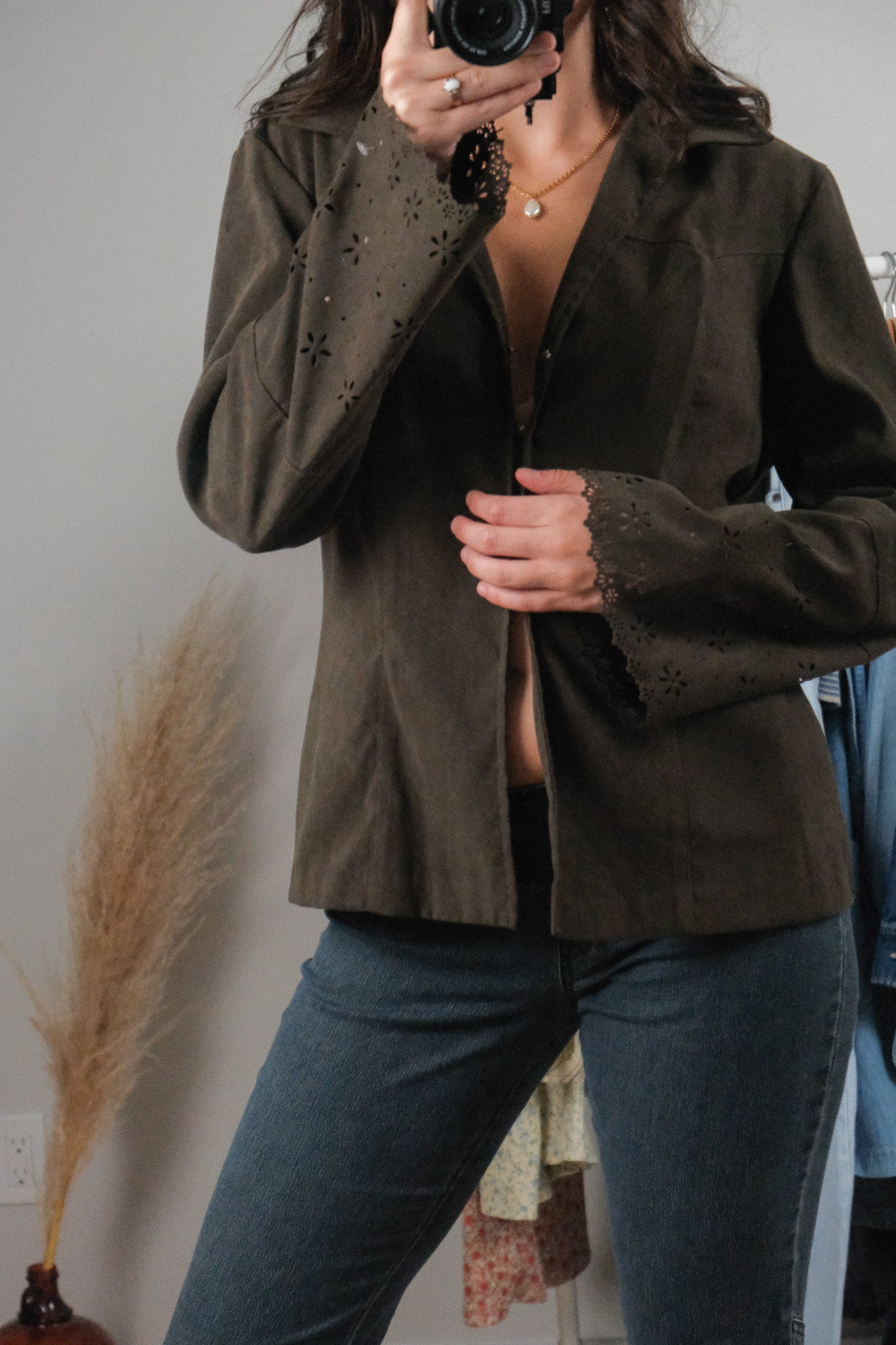 Made in USA x Vintage x Faux Suede Clasp Top (10)