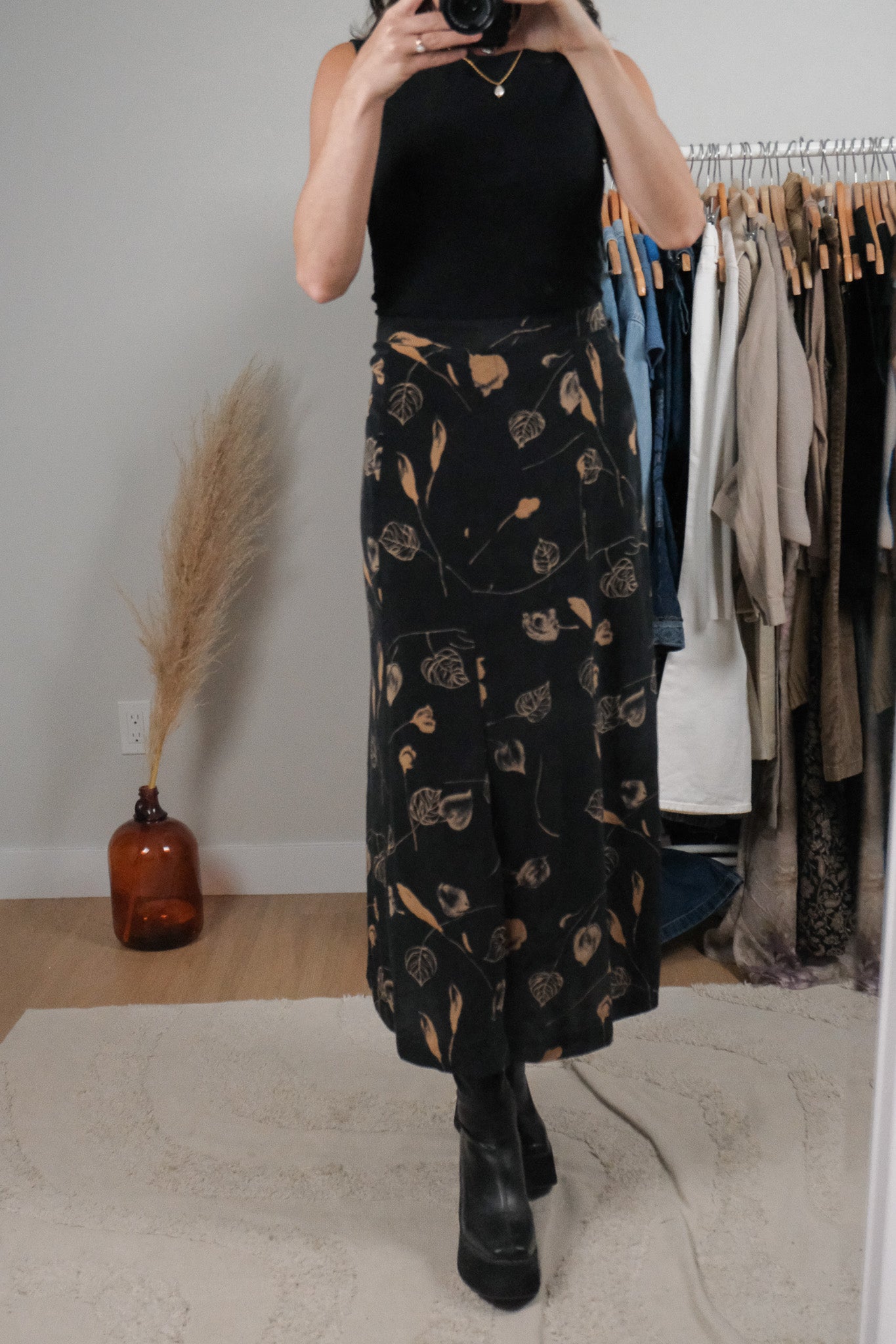Vintage x Patterned 100% Silk Midi Skirt (14/16)