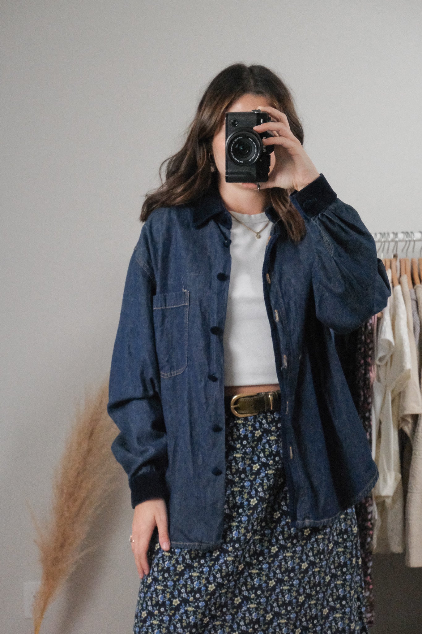 Made in Canada x Vintage x Cotton Denim Velvet Trim Button Down (L)