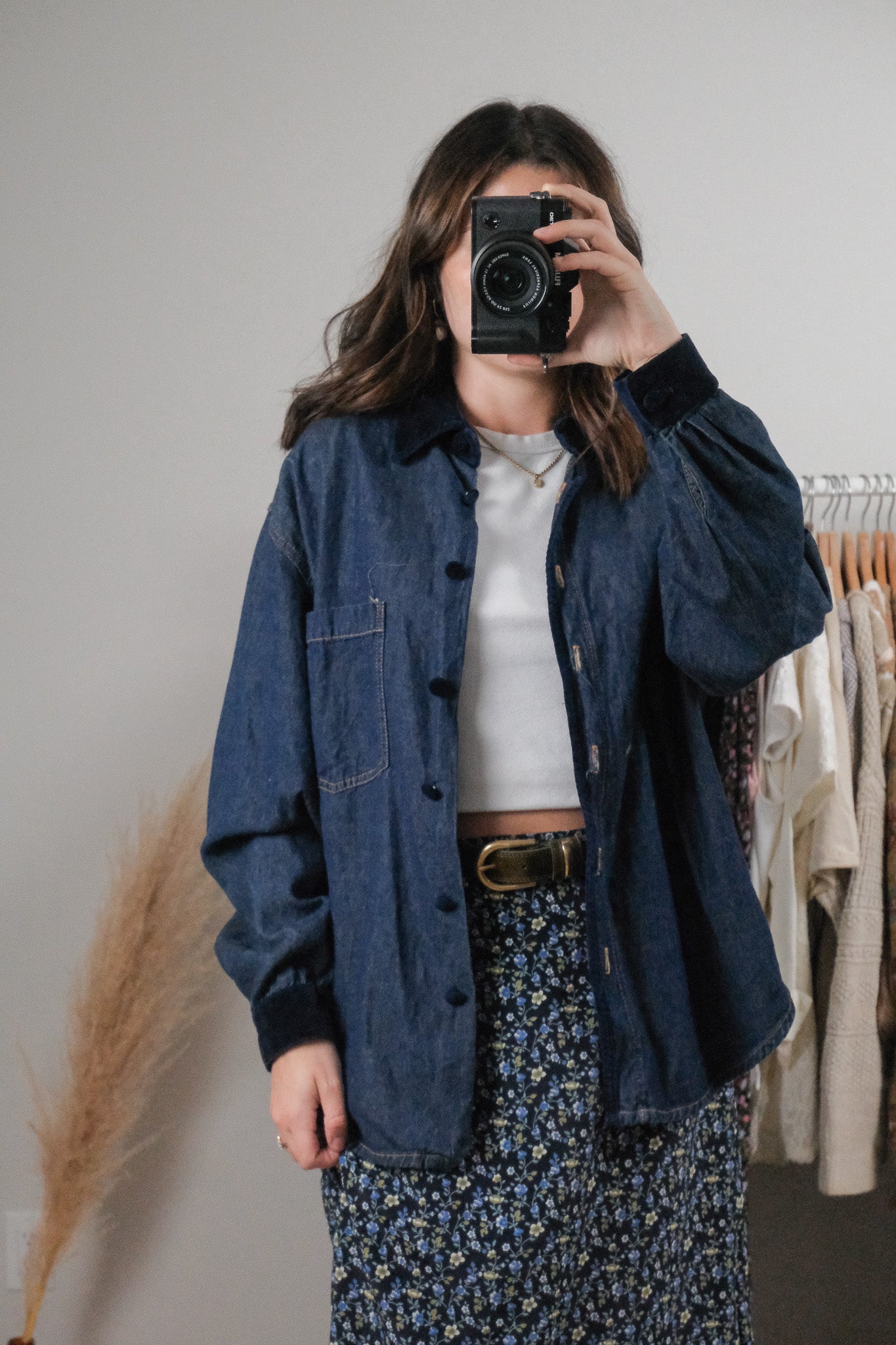 Made in Canada x Vintage x Cotton Denim Velvet Trim Button Down (L)