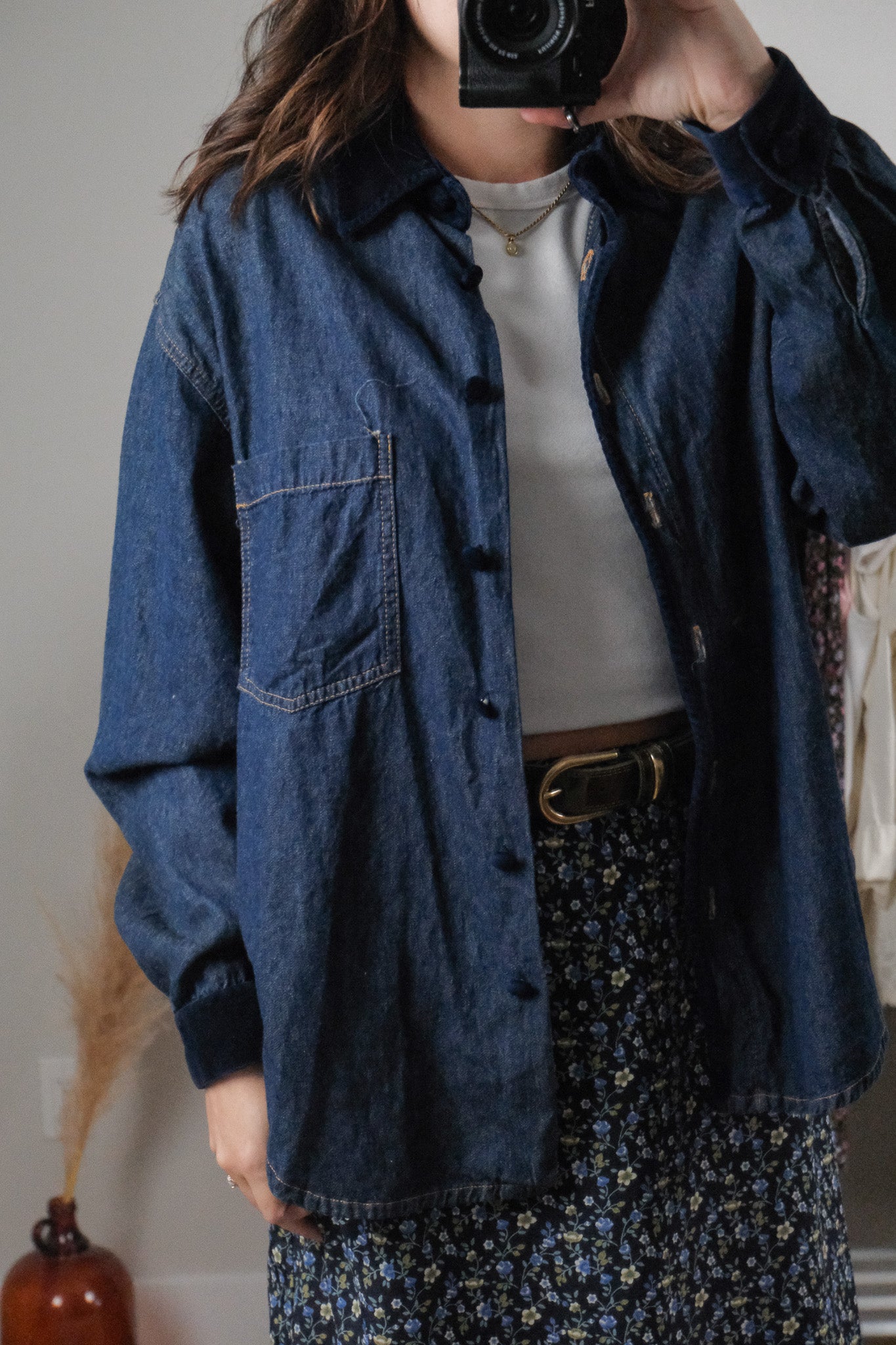 Made in Canada x Vintage x Cotton Denim Velvet Trim Button Down (L)