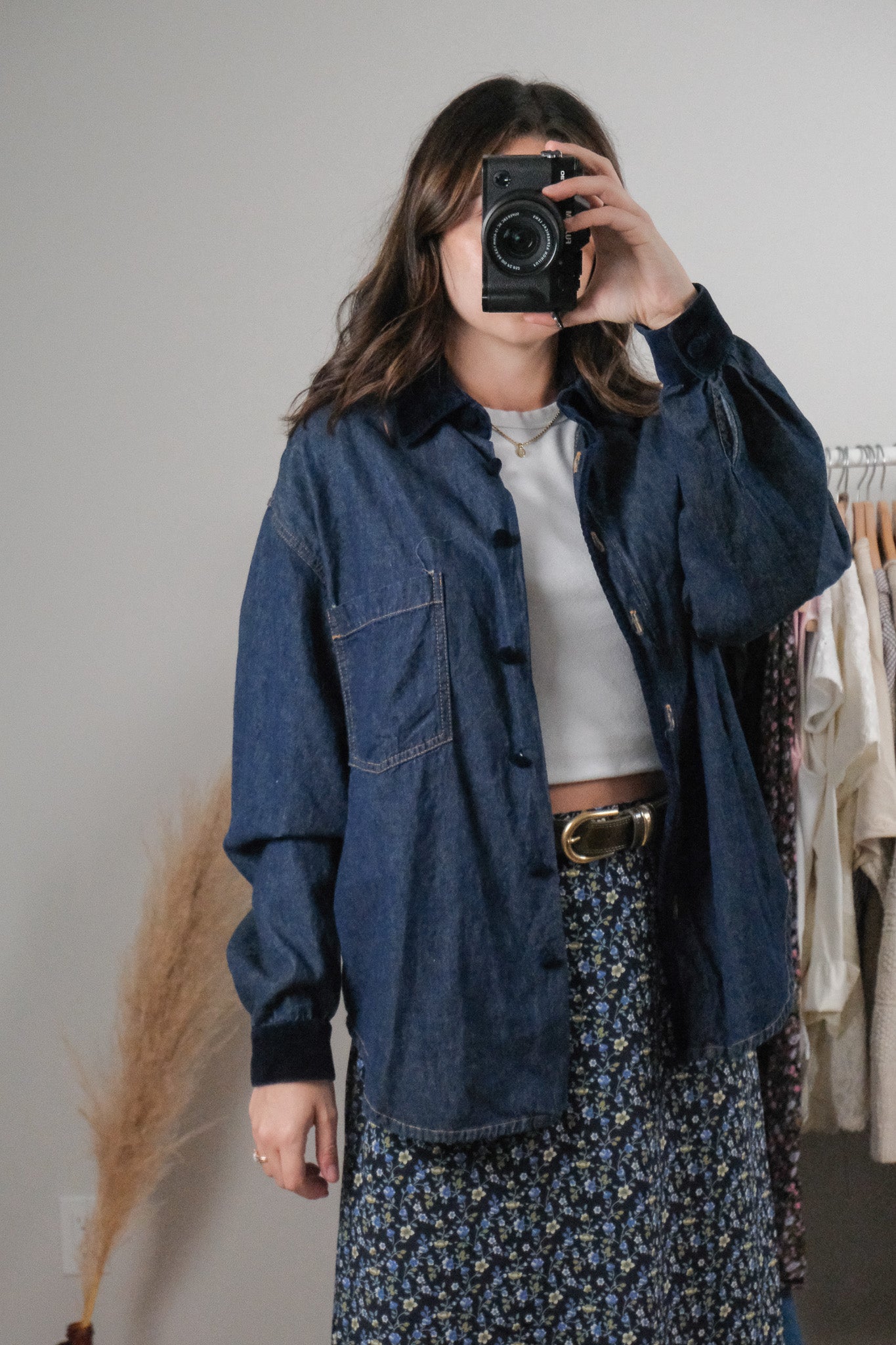 Made in Canada x Vintage x Cotton Denim Velvet Trim Button Down (L)