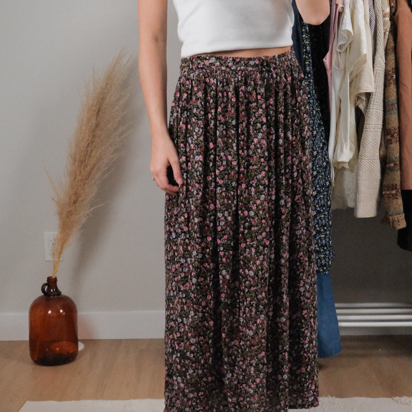 Vintage x Floral Maxi Skirt (L)