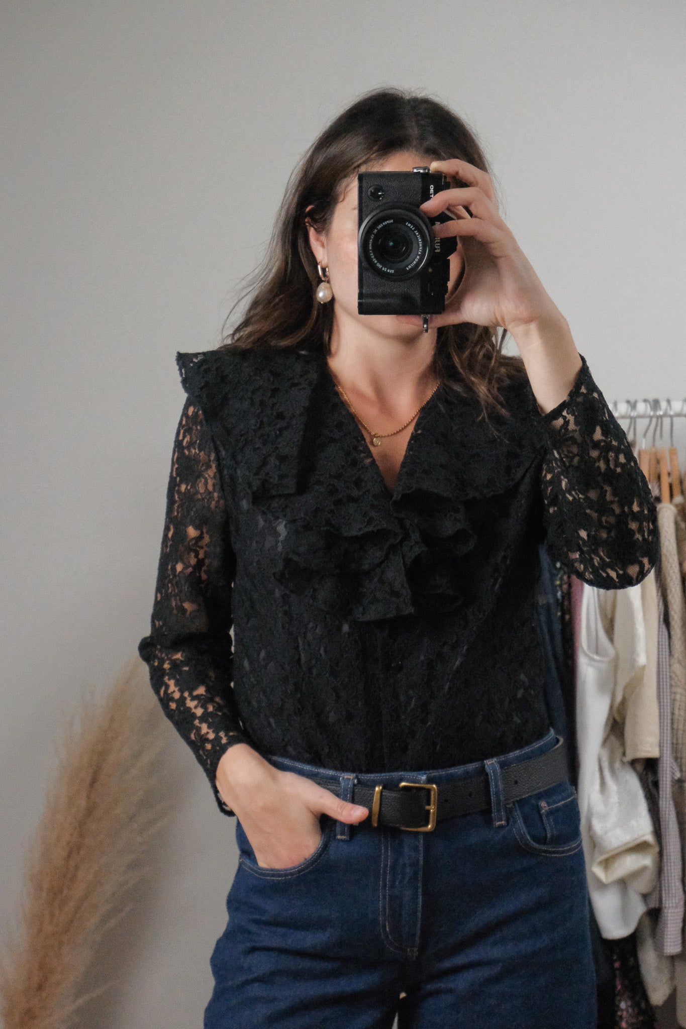 Made in Canada x Vintage x Lace Peter Pan Collared Blouse (6)