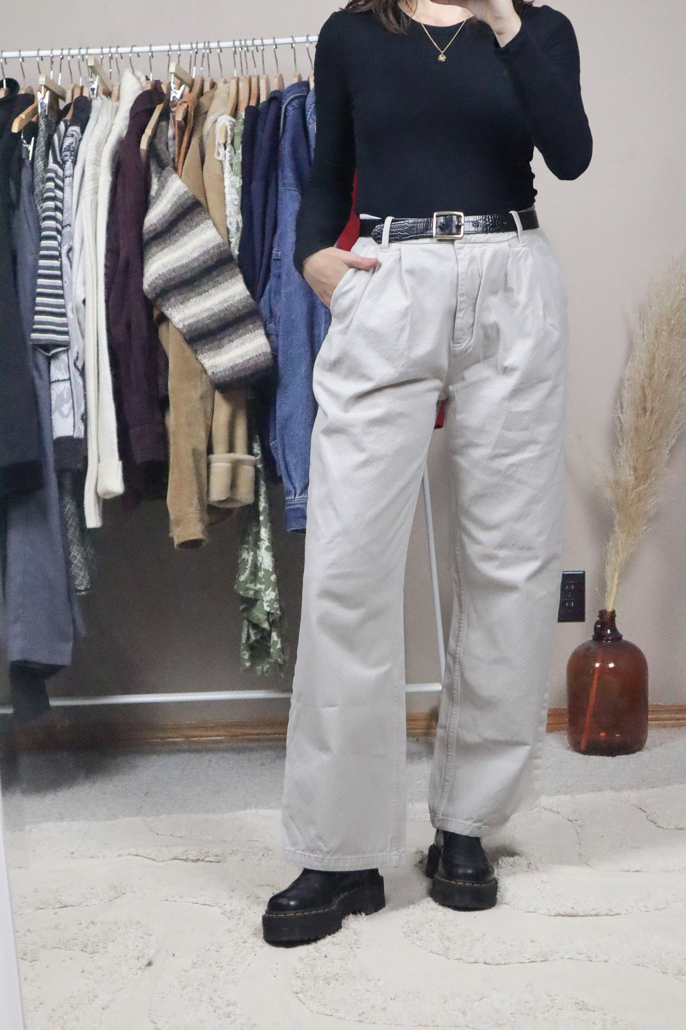 Modern x Pleated Pants (8)