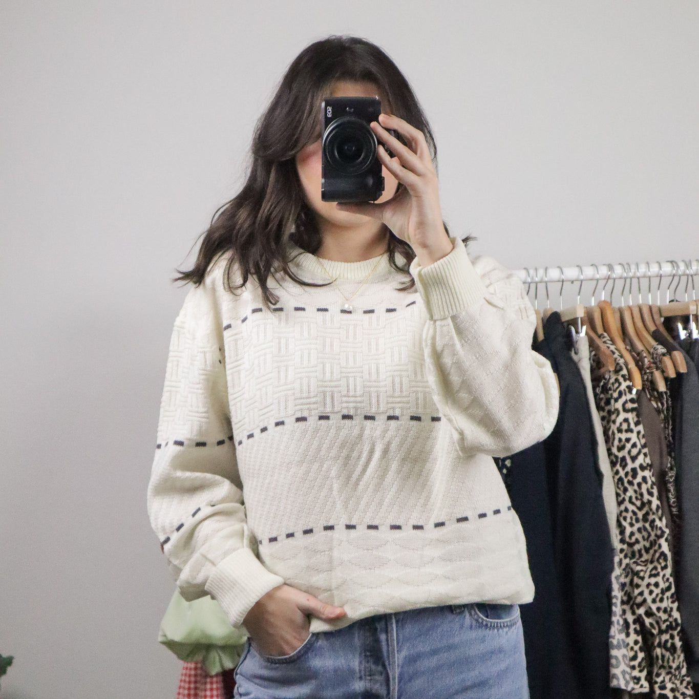 Made in Korea x Vintage x Textured Sweater (L/XL)