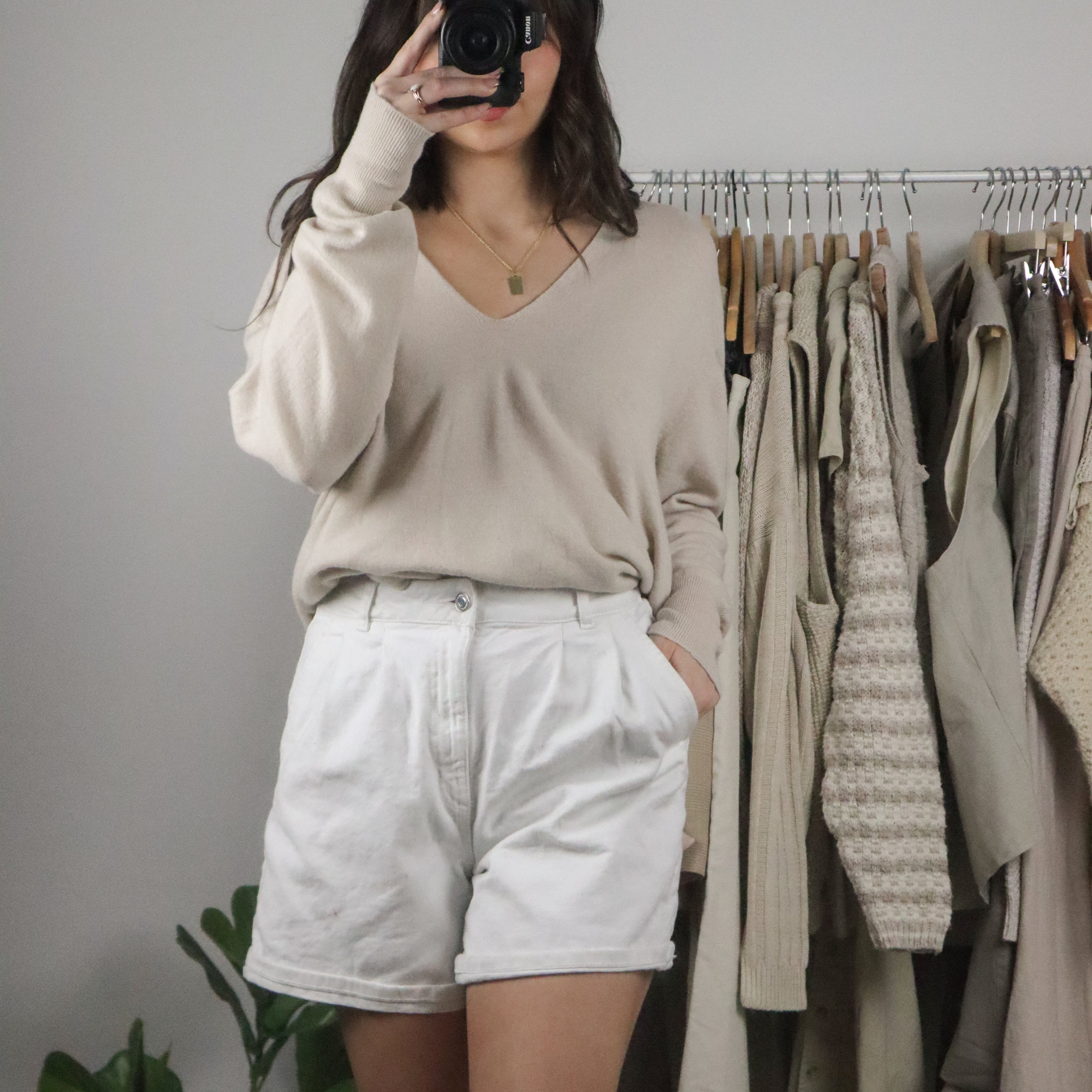 Modern x V-Neck Sweater (M/L)