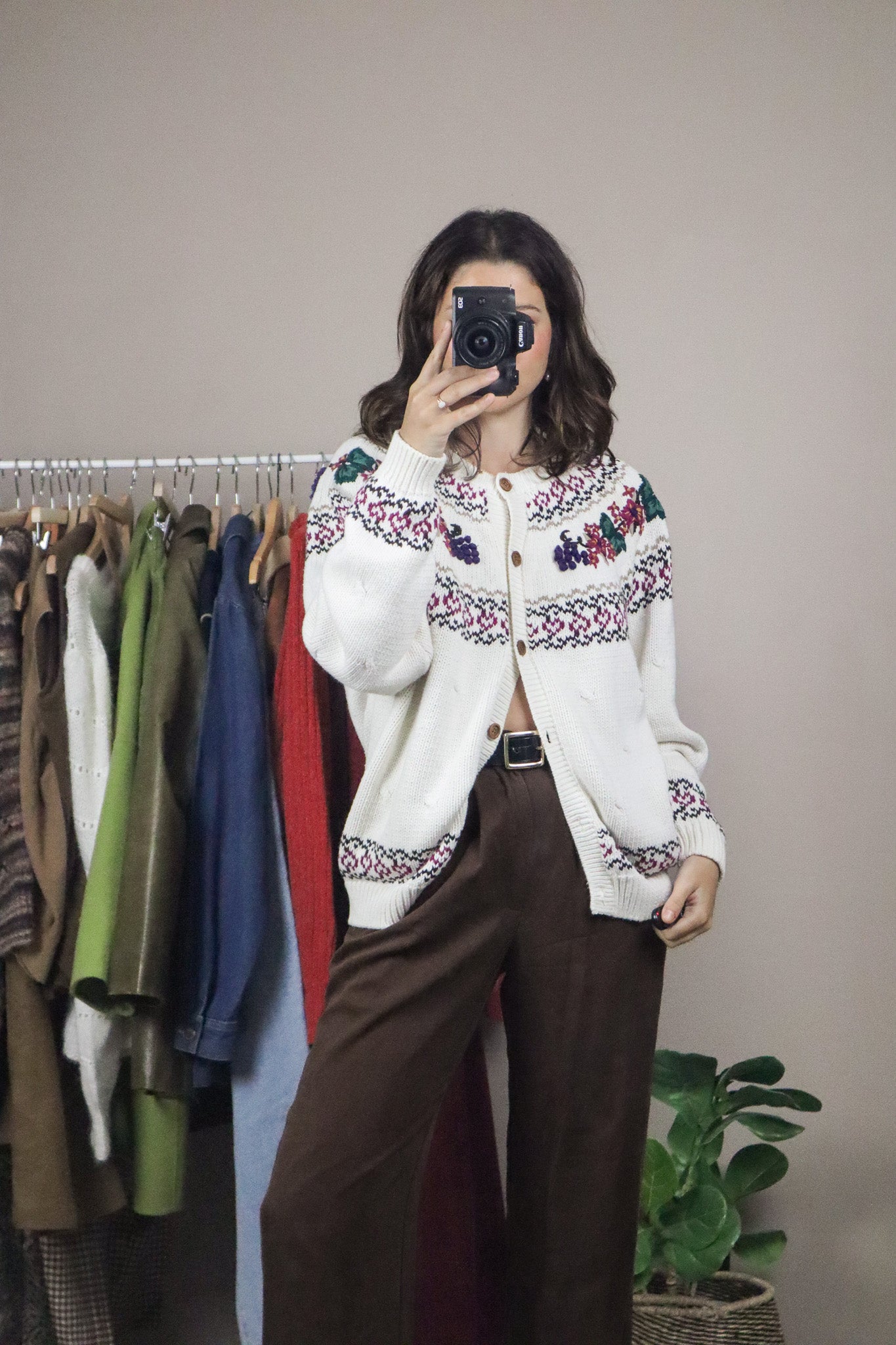 Vintage x Embroidered Cardigan (L)