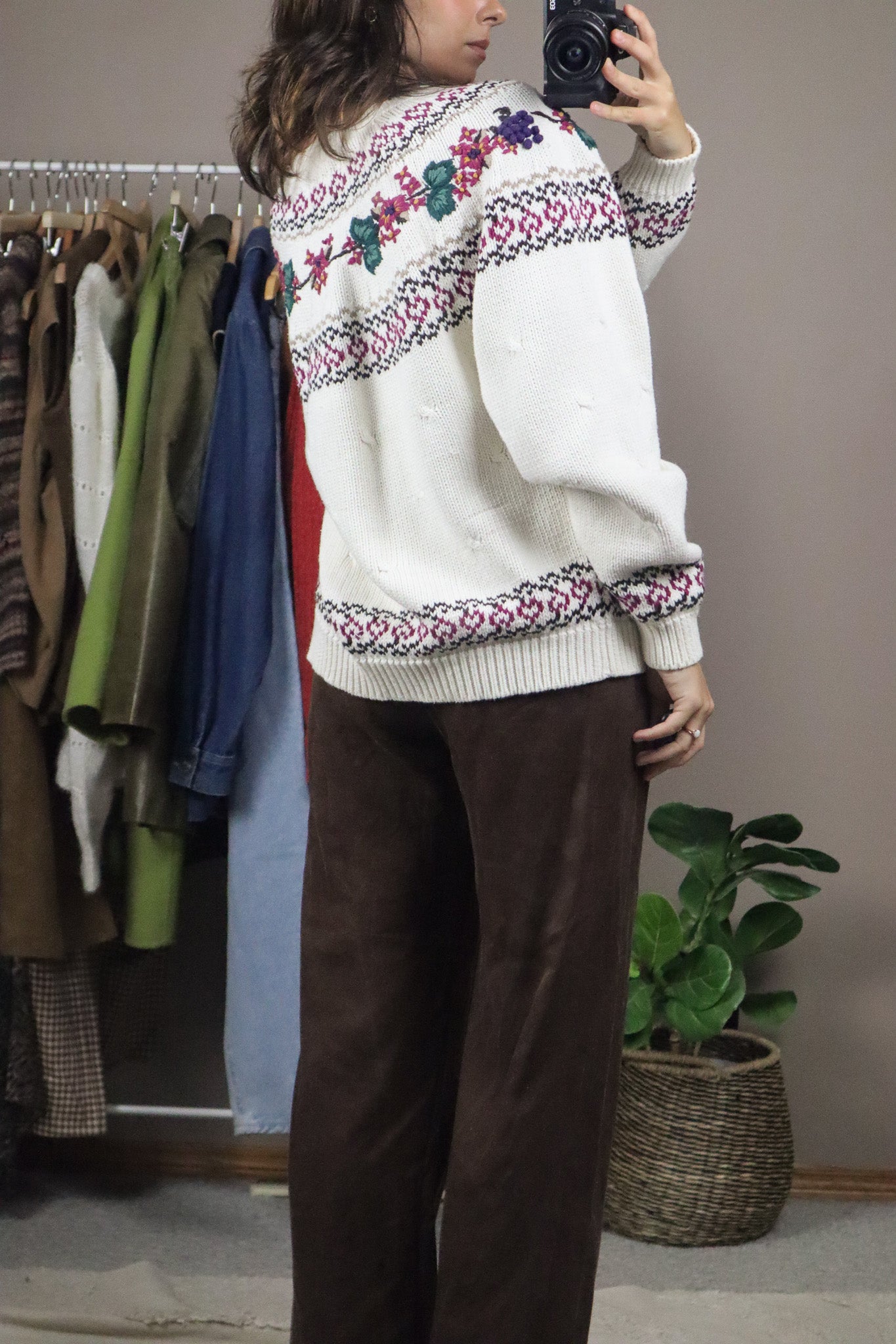 Vintage x Embroidered Cardigan (L)