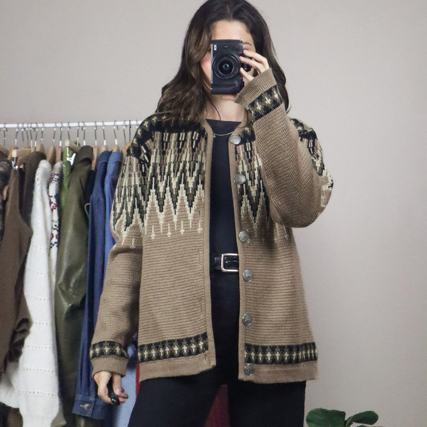 Vintage x Pure Wool Cardigan (M/L)