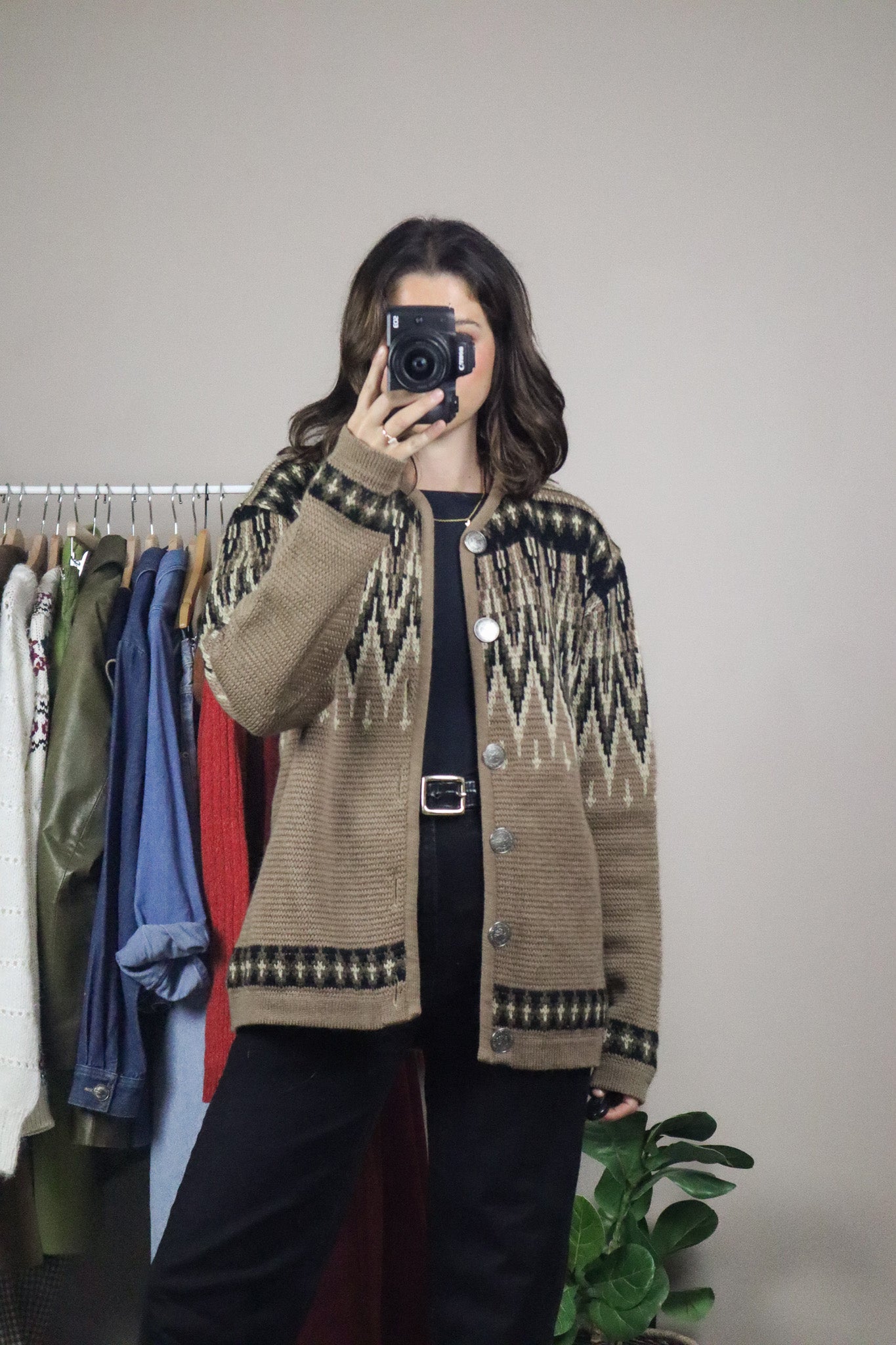Vintage x Pure Wool Cardigan (M/L)