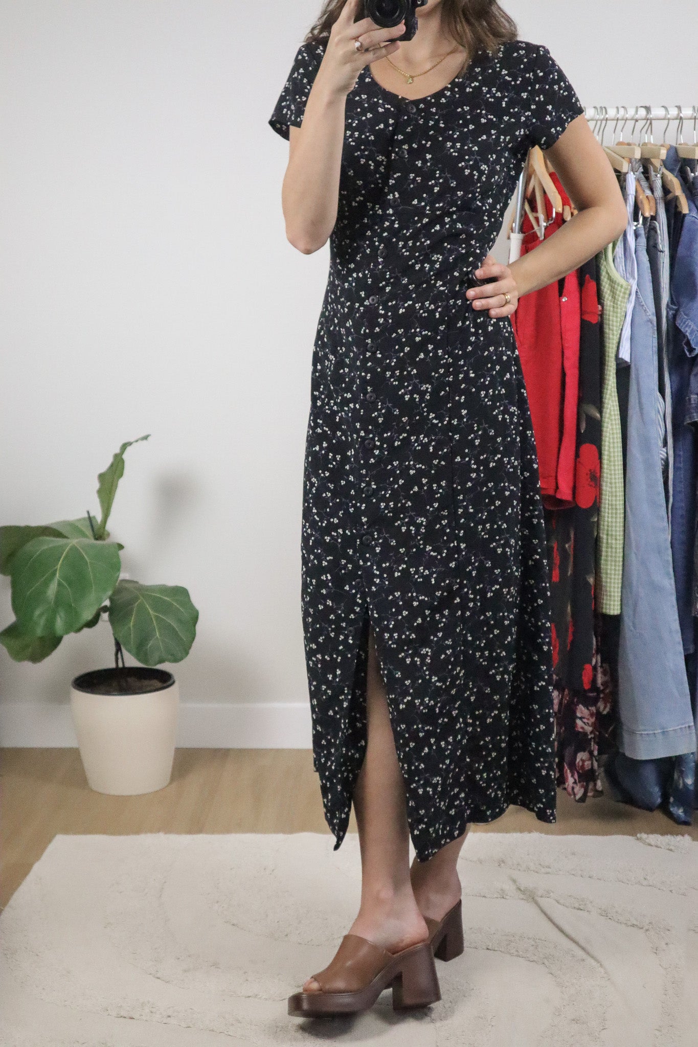 Made in Canada x Vintage x Floral Maxi Dress (6)