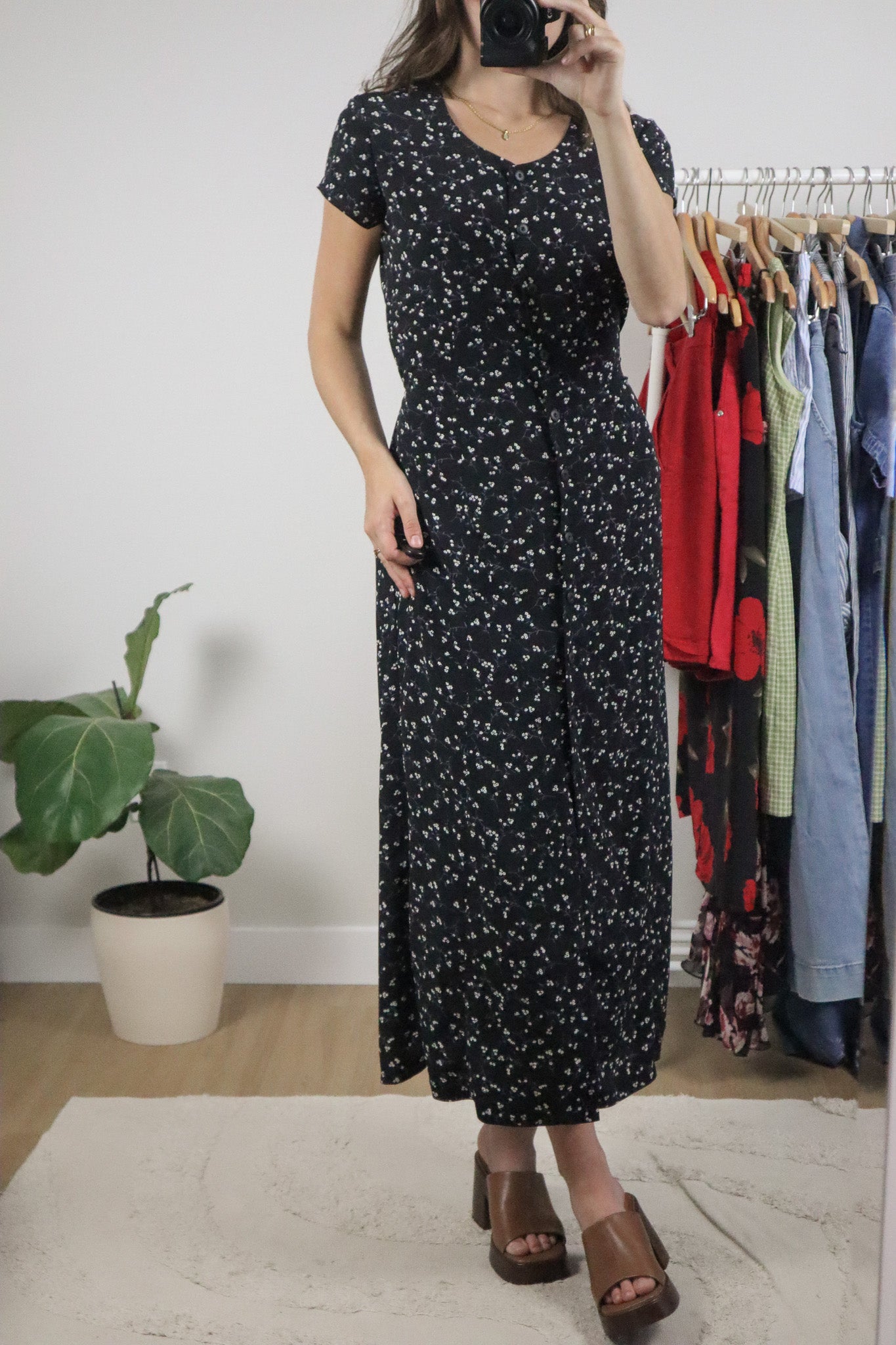 Made in Canada x Vintage x Floral Maxi Dress (6)