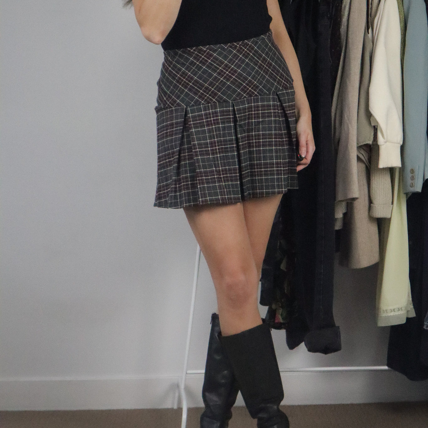 Made in USA x Vintage x Plaid Mini Skirt (8)