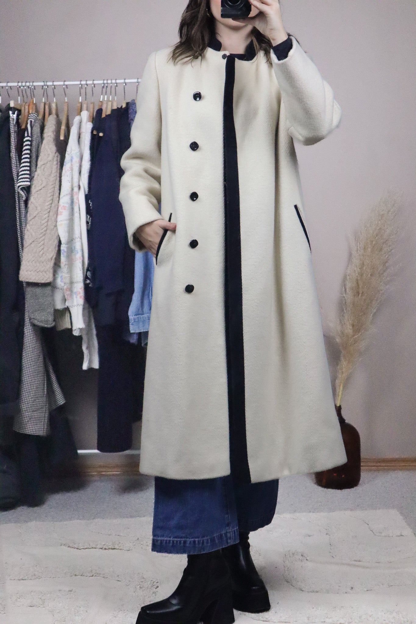 Made in Canada x Vintage x Wool Blend Coat (S/M)