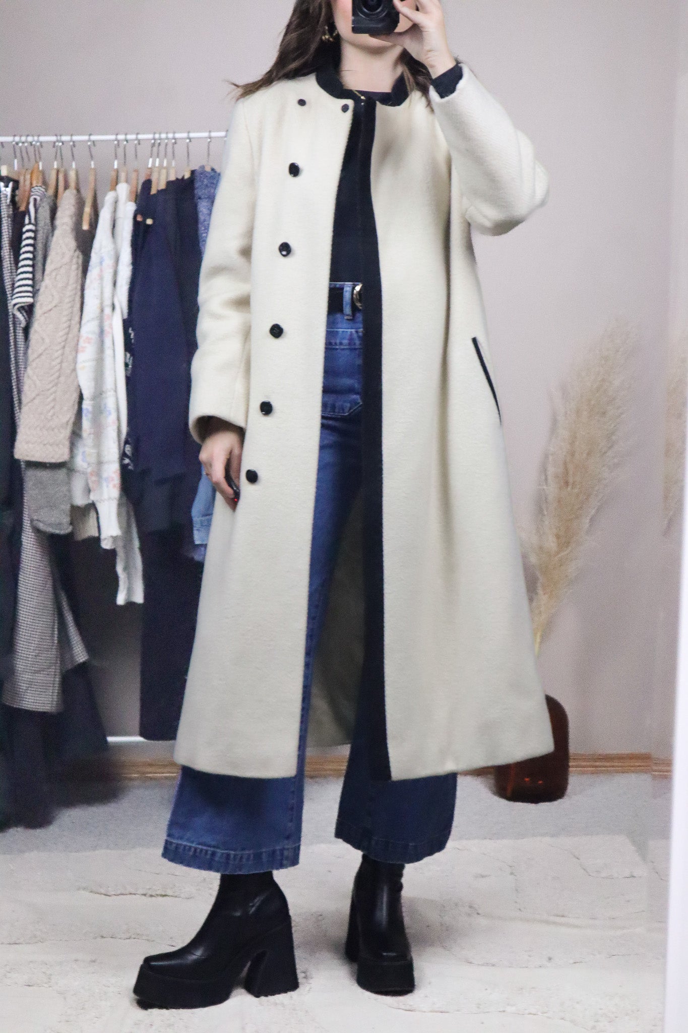 Made in Canada x Vintage x Wool Blend Coat (S/M)