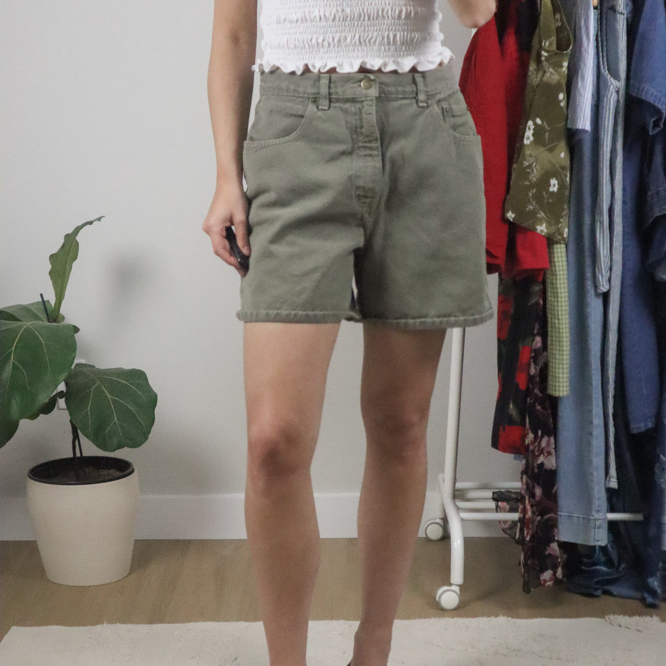 Made in Canada x Vintage x Cotton Mom Shorts (8)