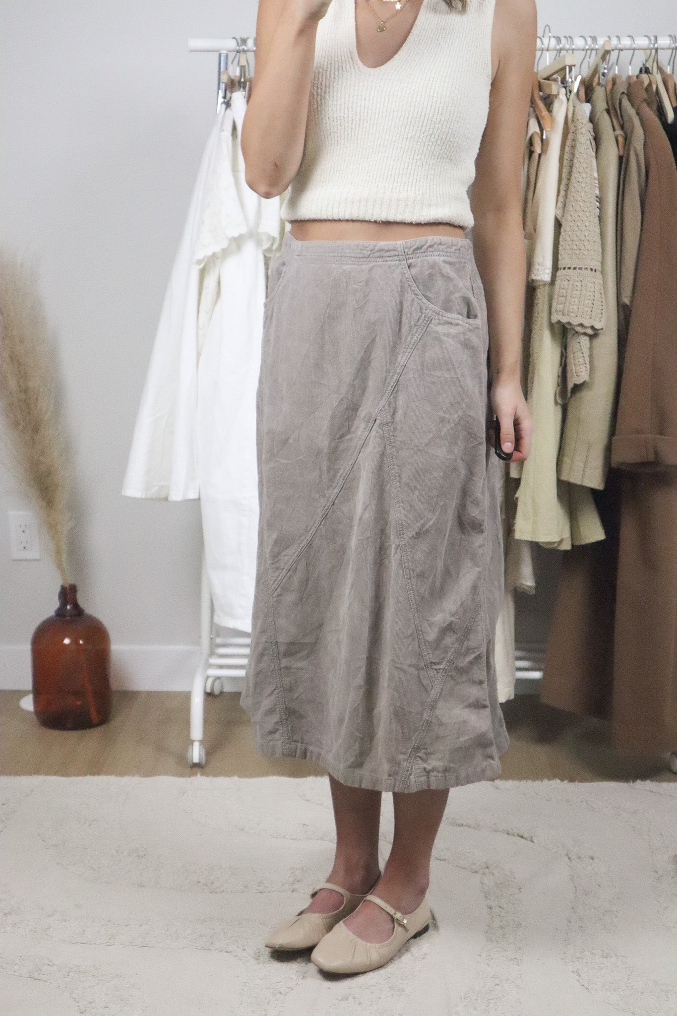 Vintage x Corduroy Midi Skirt (30)