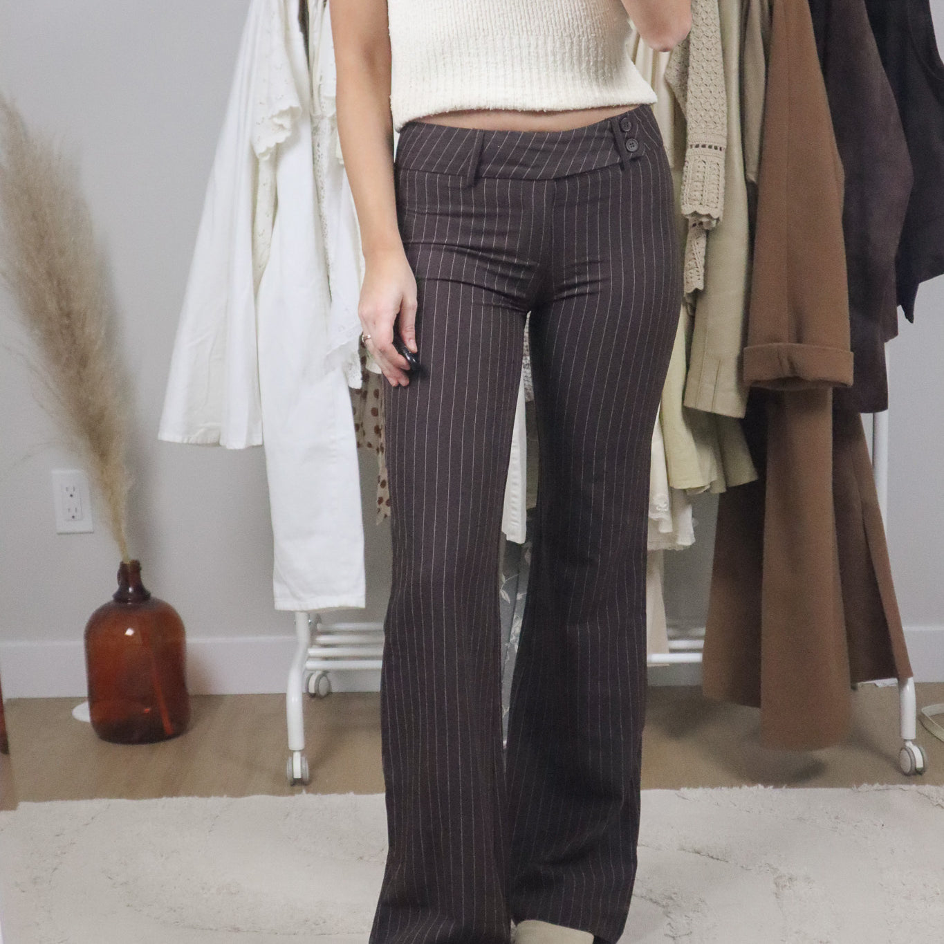 Modern x Pinstrip Low-Rise Pants (4)