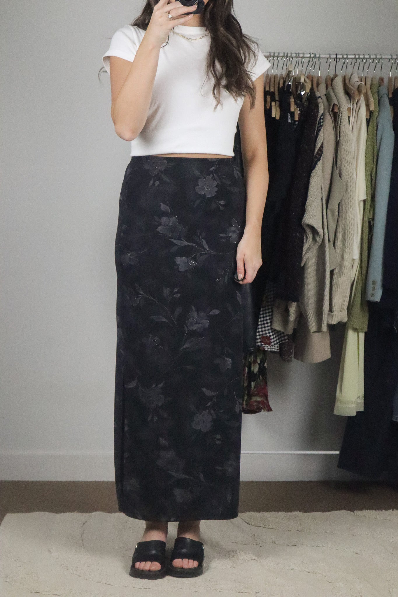 Vintage x Floral Skirt w/ Simmer (XS)