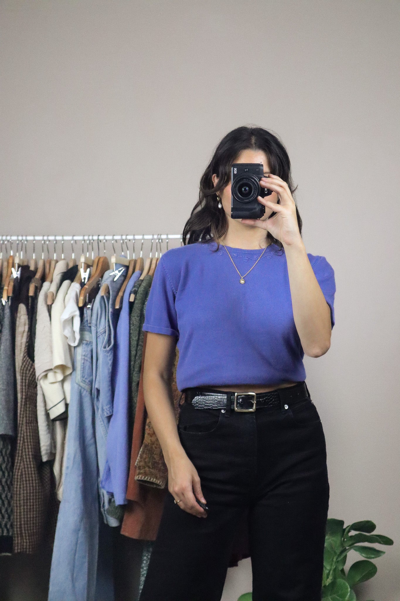 Vintage x Embroidered T-Shirt (M)