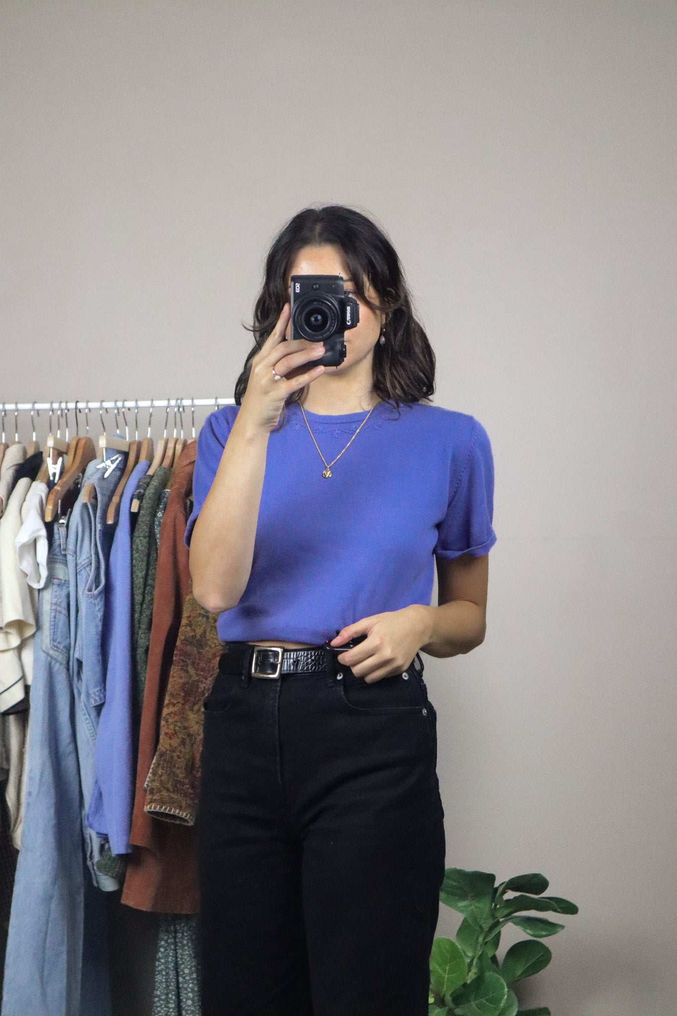 Vintage x Embroidered T-Shirt (M)