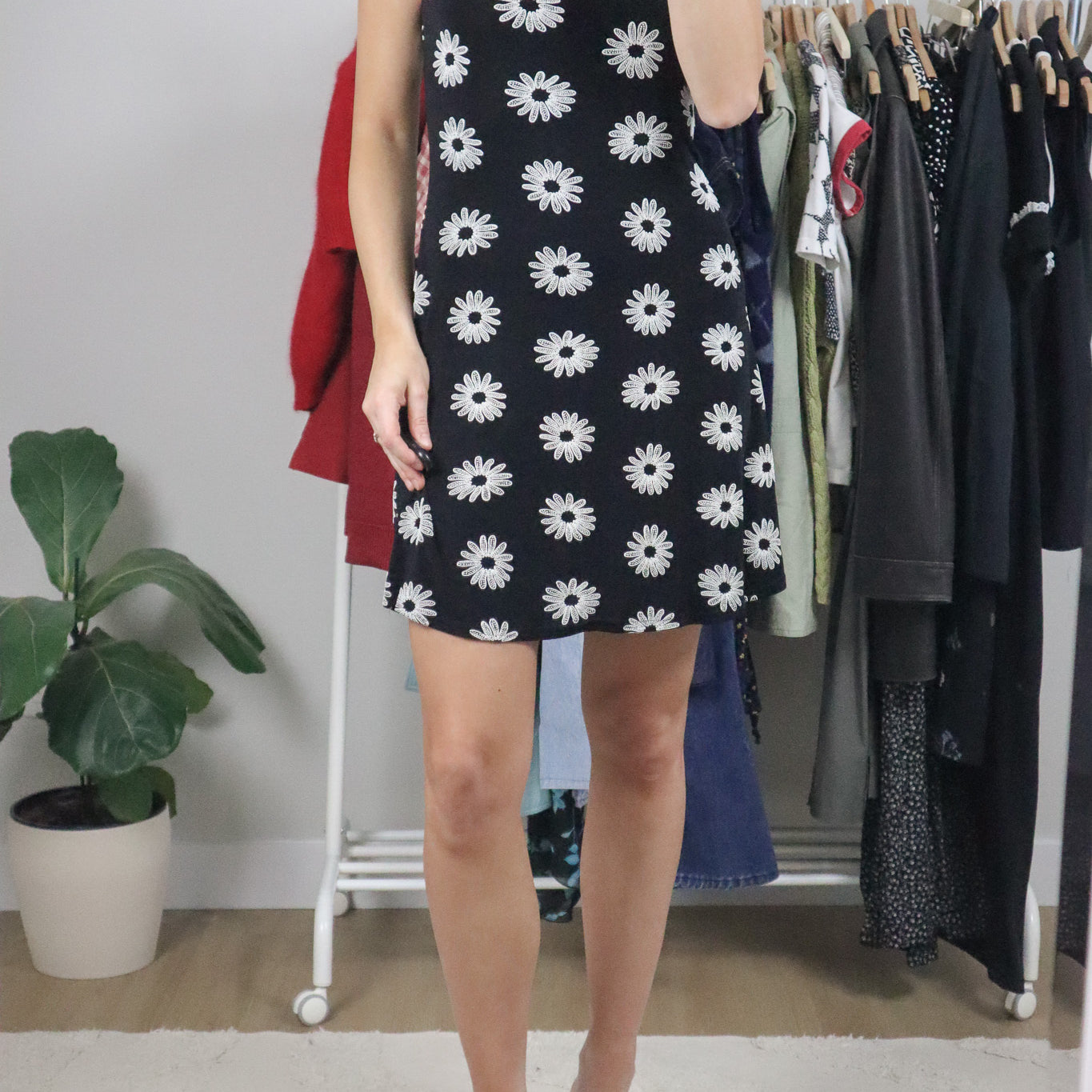 Vintage x Daisy Dress (M)