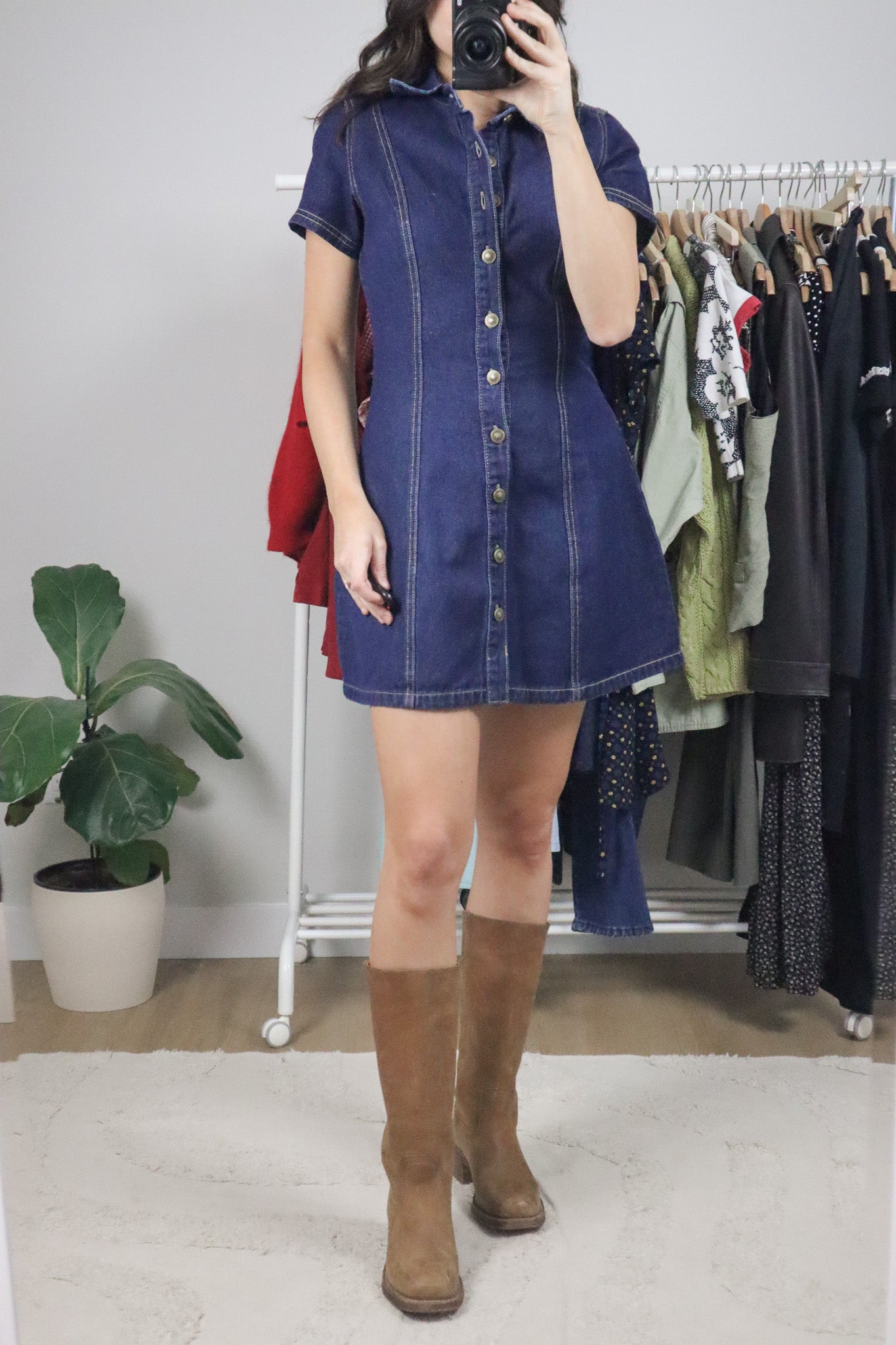 Modern x Denim Dress (2/4)